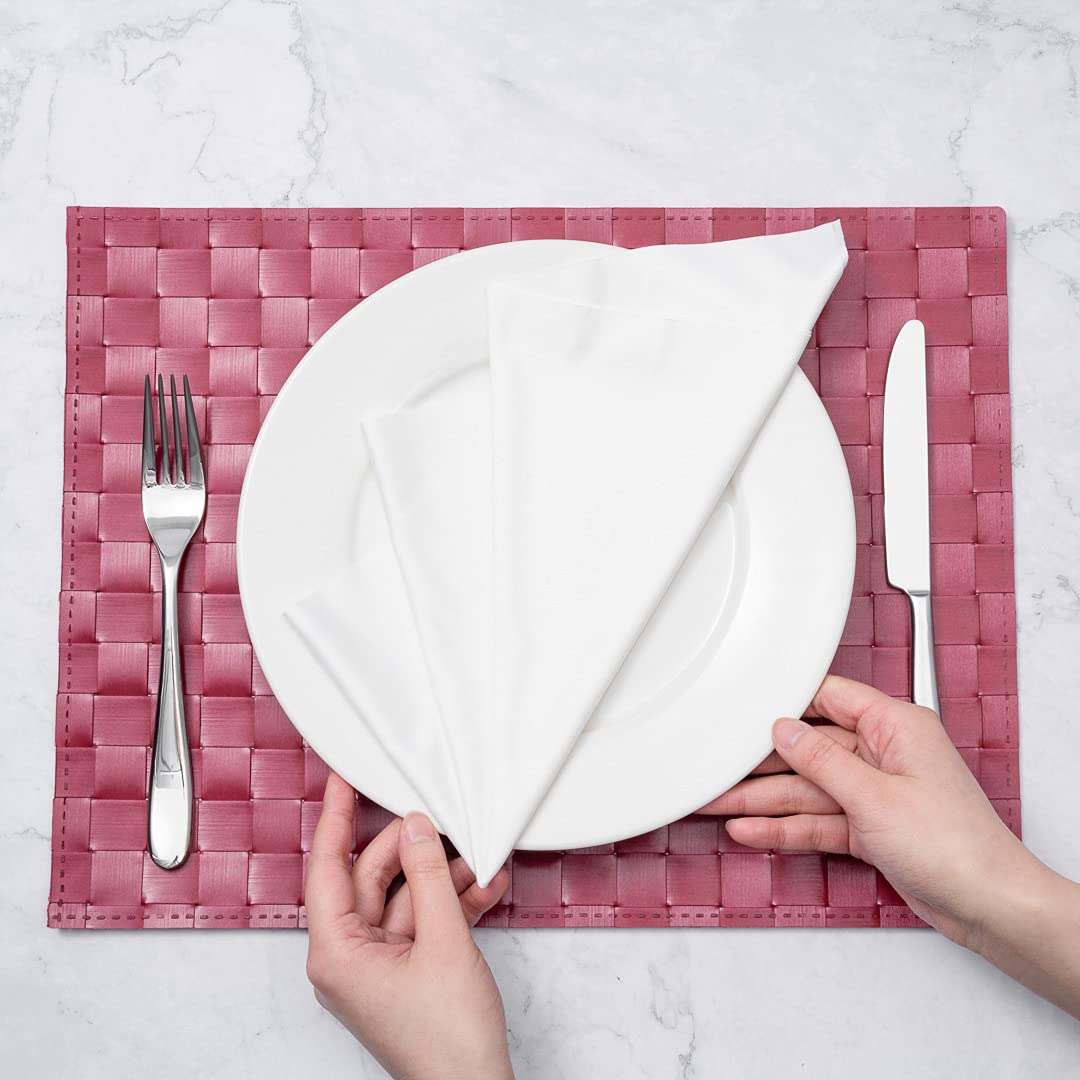 Restaurantware Macroweave 16 x 12 Inch Woven Placemats Set of 6 - Durable & Easy Clean Red Plastic Table Mats for Dining, Kitchen, Restaurants | Perfect for Everyday Use, Parties & Holiday Decor