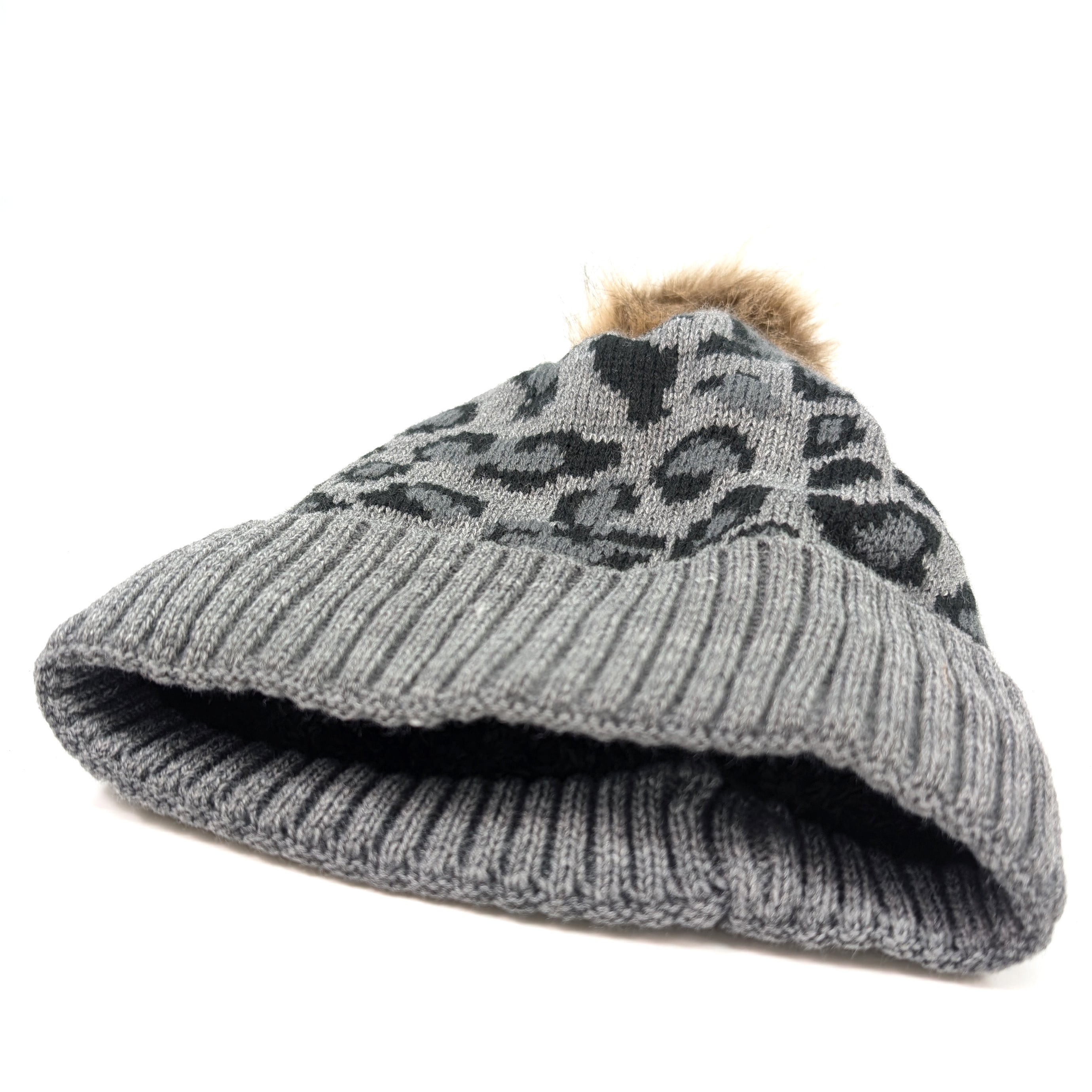 Fashionable Grey Animal Print PomPom Beanie - Cozy Winter Hat for Women & Men - Perfect for Outdoor Activities, Skiing, and Casual Wear