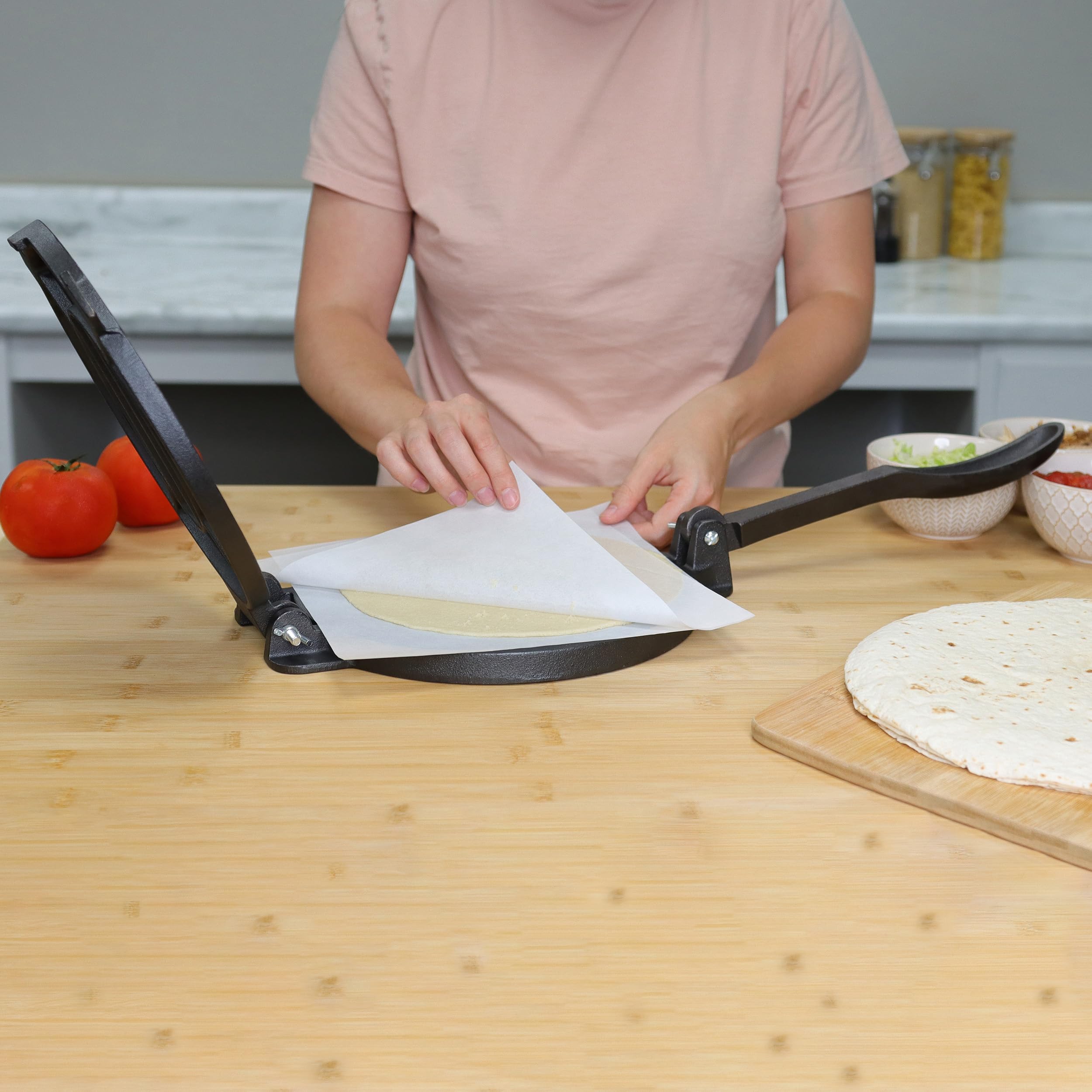 7Penn 10-Inch Cast Iron Tortilla Press - Heavy Duty Roti Maker for Corn & Flour Tortillas with 100 Cooking Sheets - Perfect for Mexican, Indian & Homemade Flatbreads