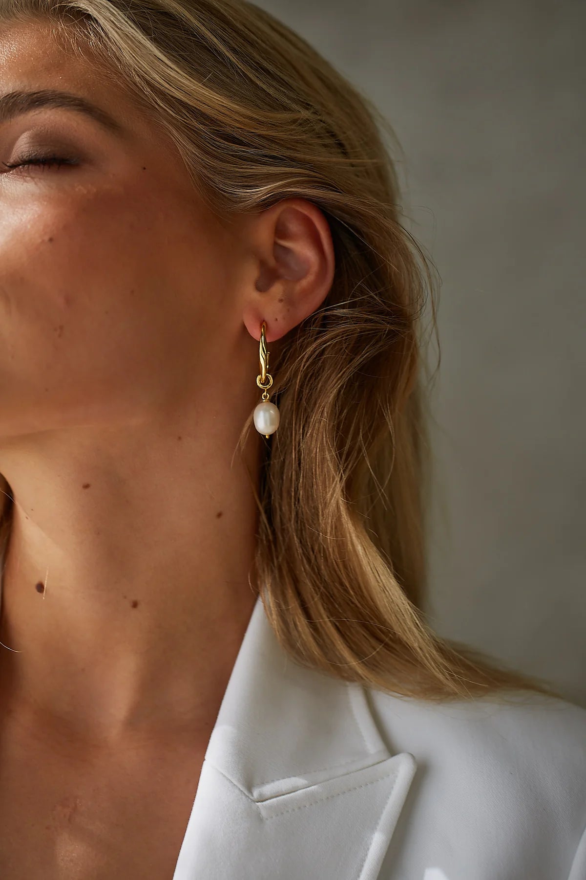 Lola Knight Indigo Hoop Earrings with Pearl Charm - 18K Gold Plated Dainty Jewelry for Women, Elegant Gift for Her, Perfect for Parties & Date Nights