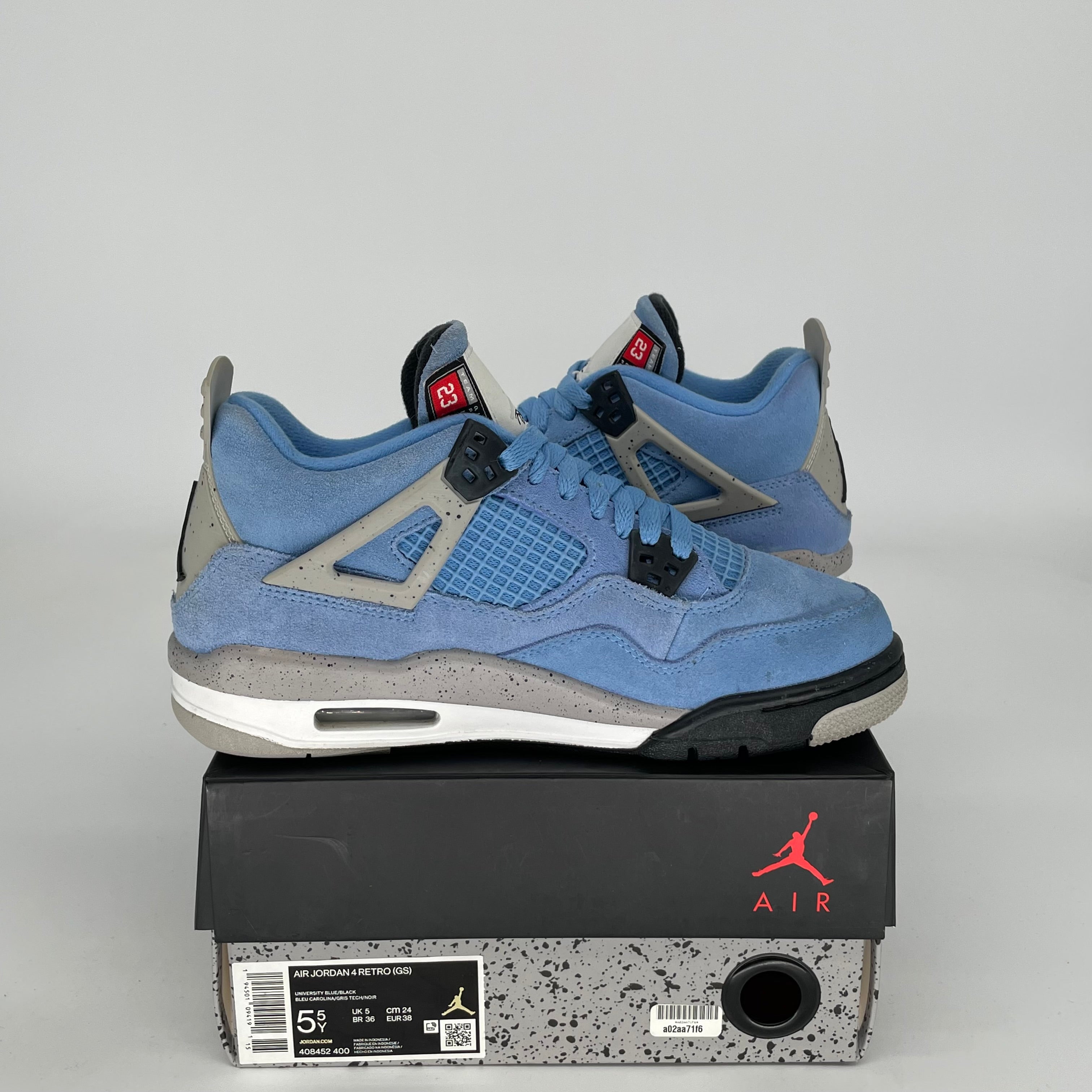 AIR JORDAN 4 UNIVERSITY BLUE Sneakers - Men's Size 5.5Y (408452-400) - Retro Basketball Shoes for Casual Wear & Street Style
