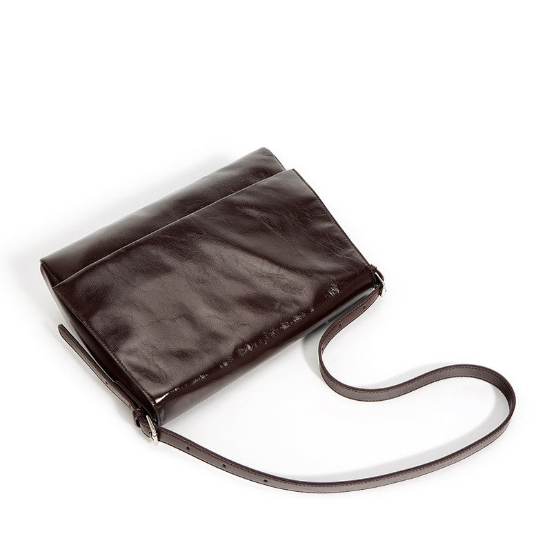 Stylish Compact Flap Shoulder Bag for Women - Lightweight Crossbody Purse with Adjustable Strap, Perfect for Travel, Work, and Everyday Use