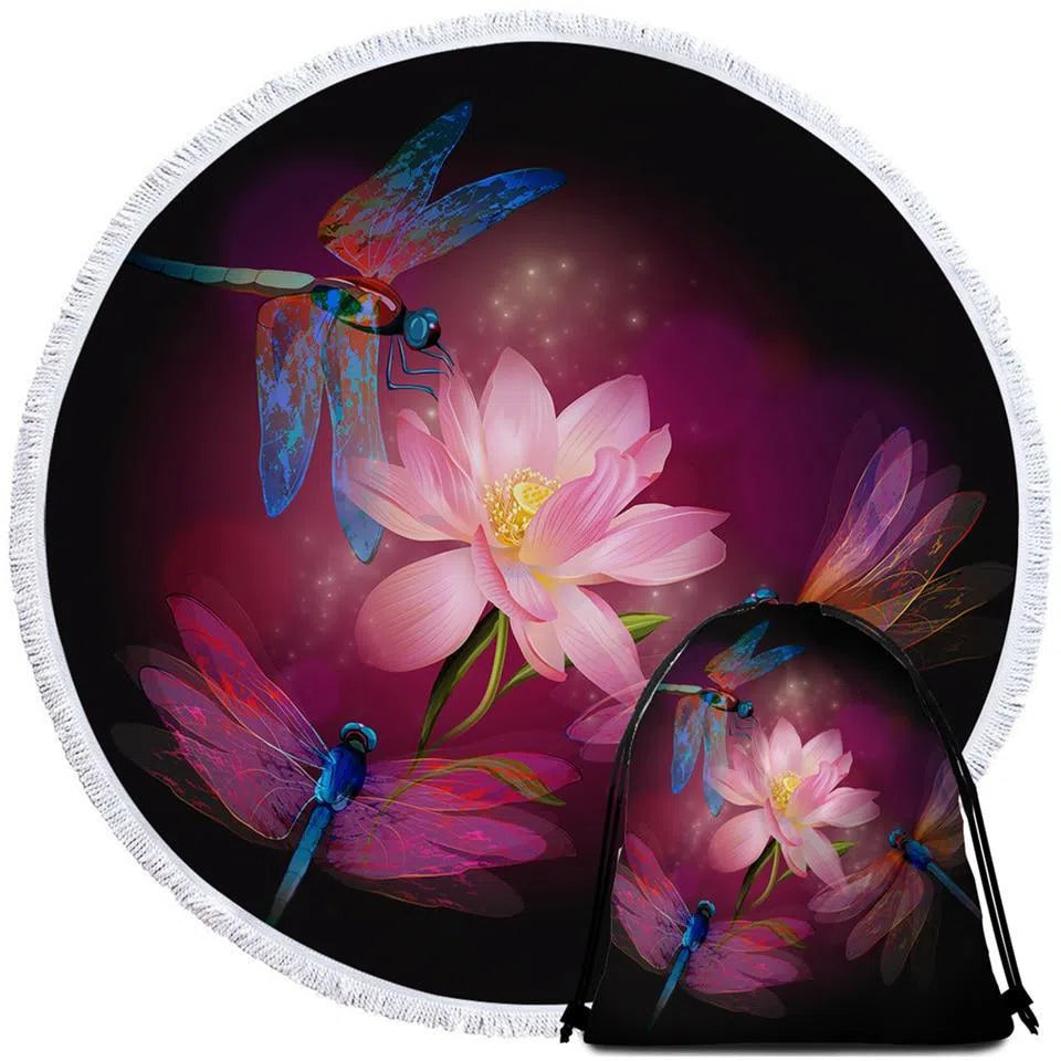 Dragonflies and Lotus Pattern Microfiber Towel with Backpack - Lightweight & Quick-Drying for Beach, Yoga, Gym, and Outdoor Activities