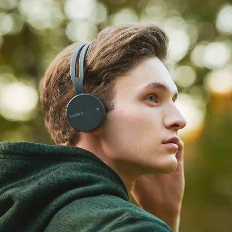 Refurbished SONY WH-CH400 On-Ear Wireless Bluetooth Headphones with Home Essentials Warranty - Perfect for Home, Office & Travel Use