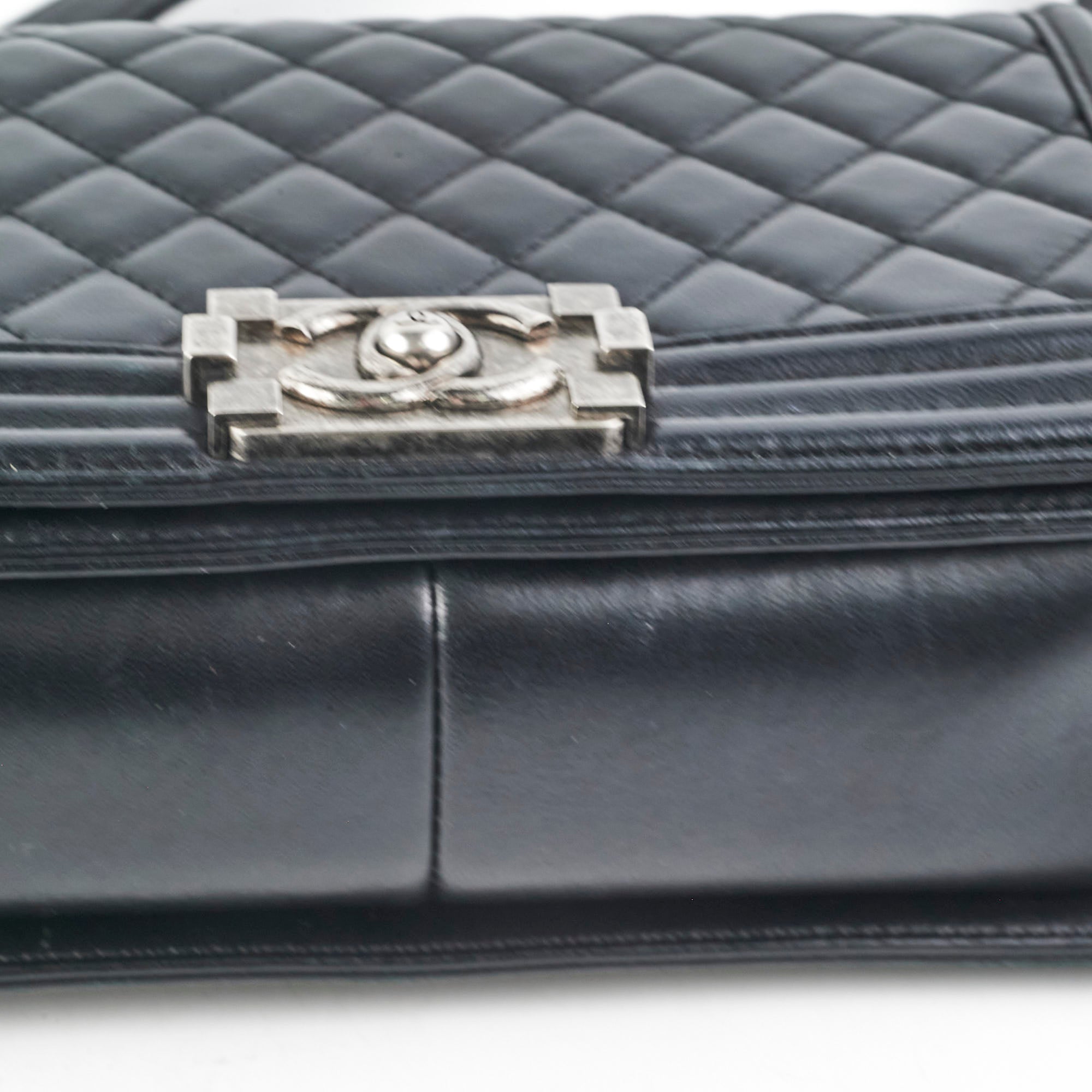 Chanel Old Medium Boy Bag in Black Lambskin Leather - Luxury Crossbody Bag for Women, Perfect for Evening Events & Daily Use
