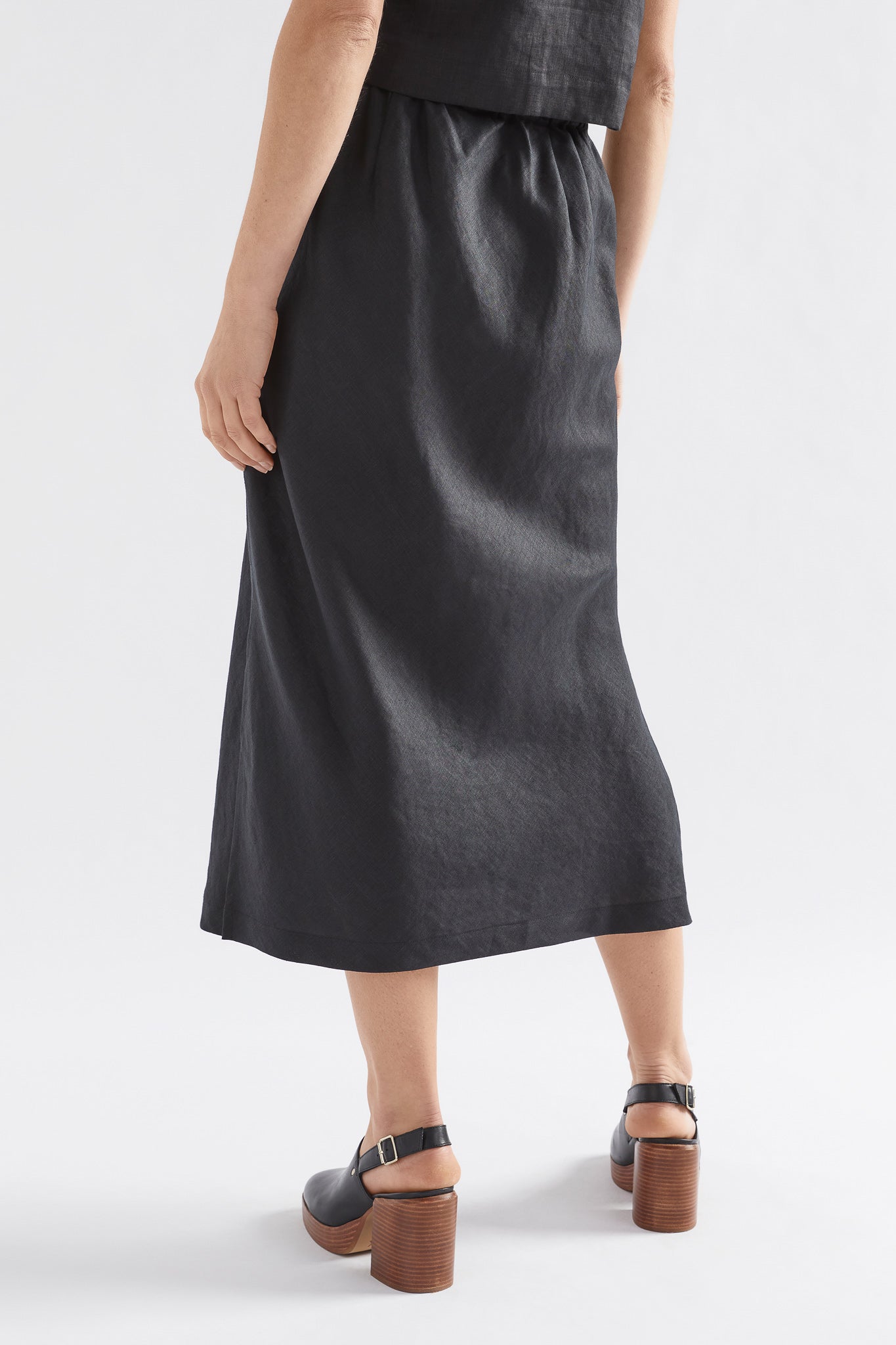 ELK Stilla Linen Skirt for Women - Summer Boho Maxi Skirt with Pockets - Perfect for Beach Vacation, Music Festivals & Casual Outings
