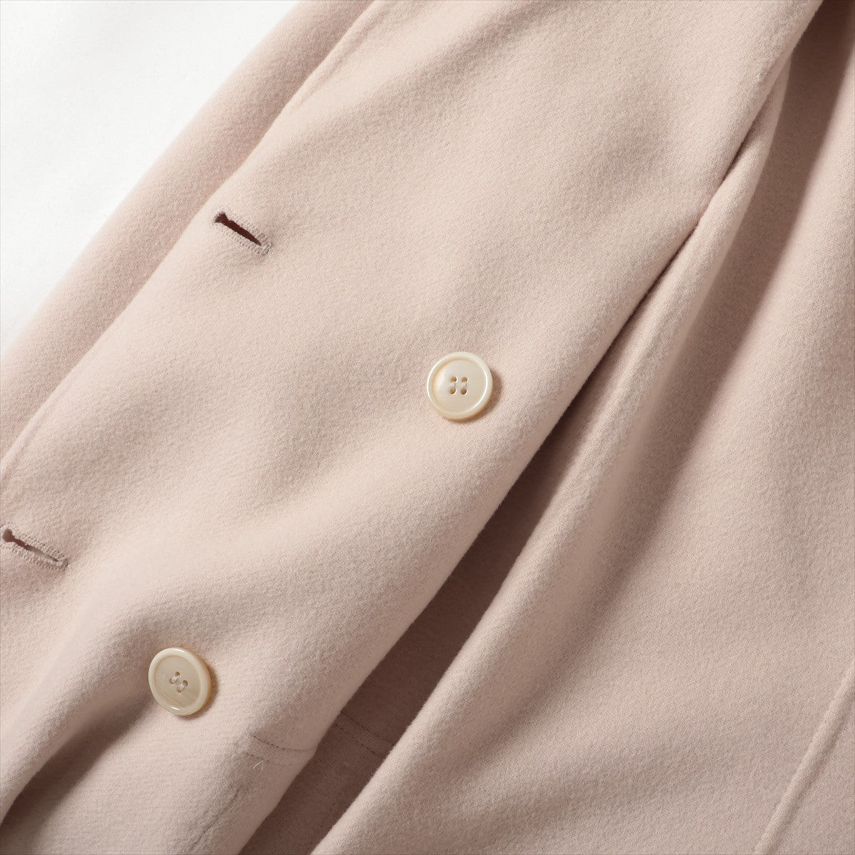 Max Mara Weekend Trench Coat Women's Lightweight Waterproof Beige Raincoat | Classic Fall & Spring Outerwear for Work, Travel & Casual Outings