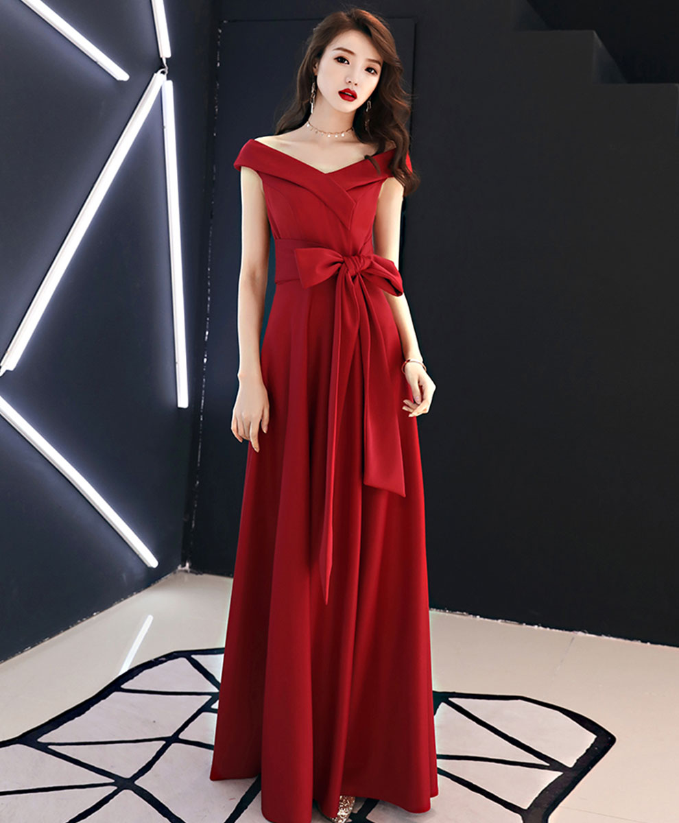 Elegant Red V-Neck Long Prom Dress for Women - Formal Evening Gown for Parties, Dances & Special Occasions | Perfect for Homecoming, Graduation & Wedding Events