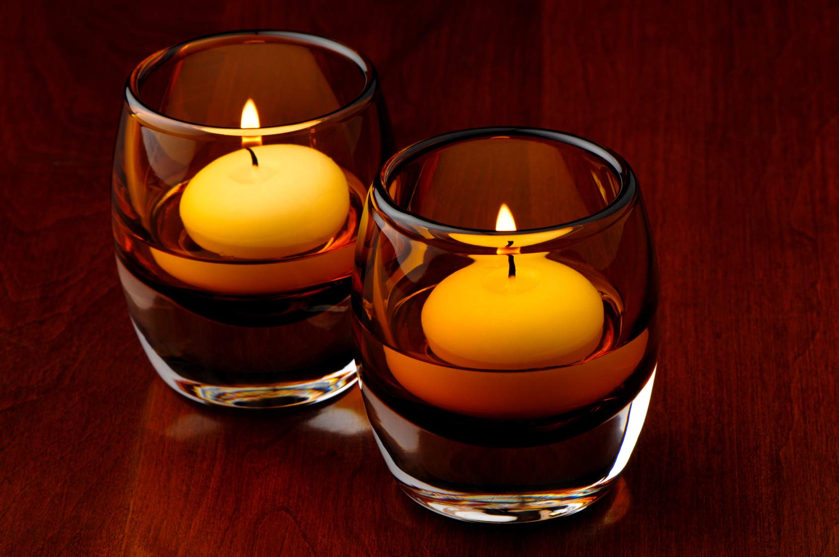 D'light Online Medium White Floating Candles 2 3/8 Inch - Bulk Pack of 96 for Weddings, Spa, Home Decor, Special Occasions & Holidays - Perfect for Centerpieces, Bathtubs, Pools & Romantic Ambiance