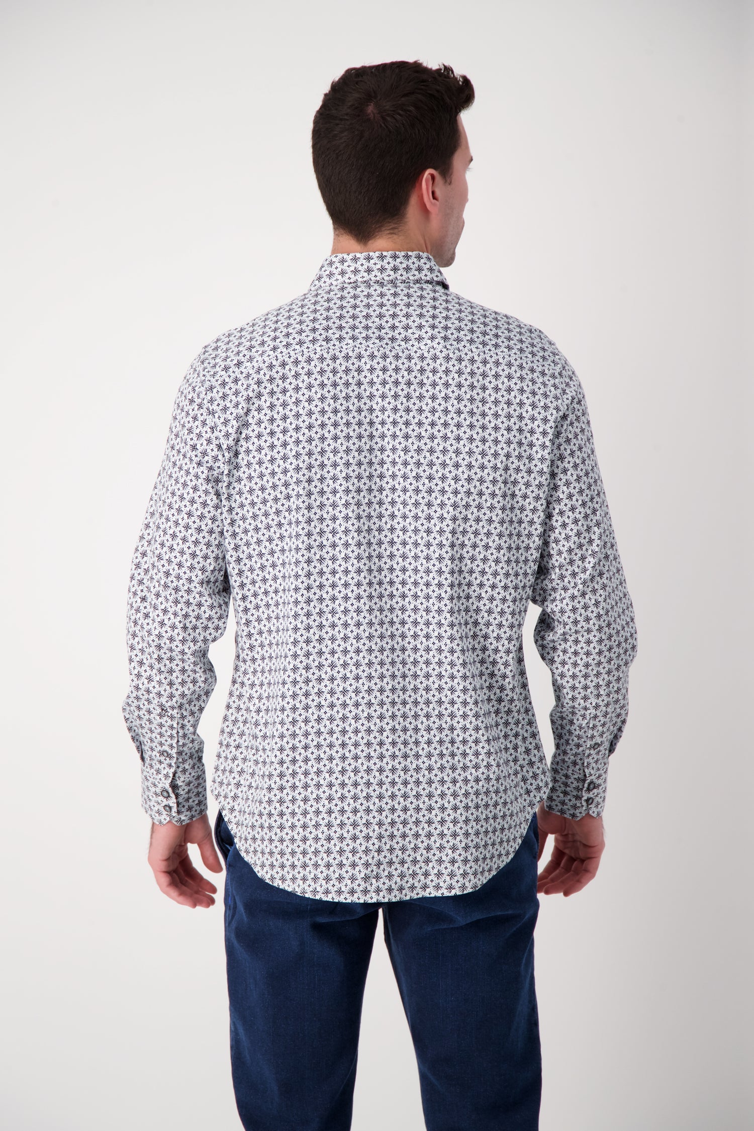 Robert Graham Men's Classic White Dress Shirt - Premium Cotton Formal Shirt for Business, Office & Special Occasions