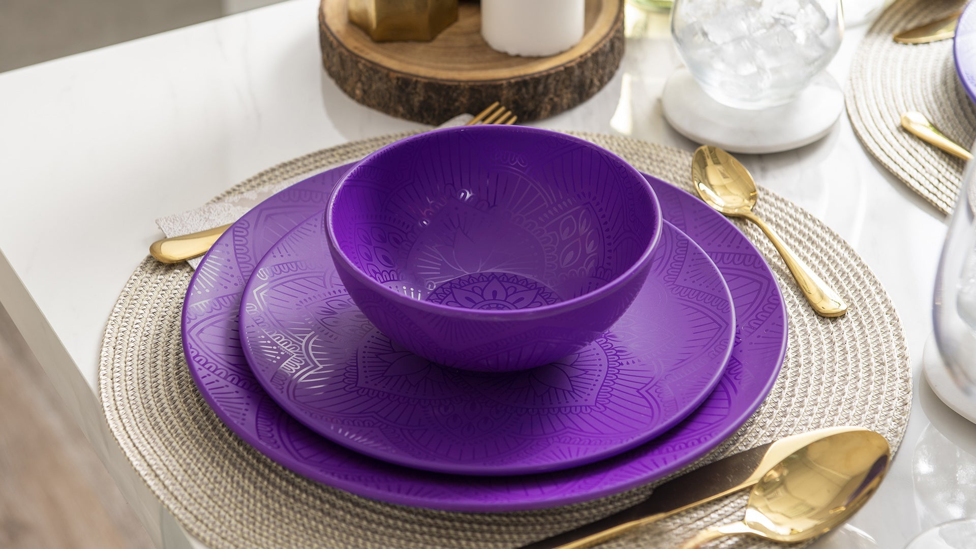 12-Piece La La Mandala Melamine Dinner Plate Set - Durable Purple Plates for Outdoor Picnics, Parties & Home Decor