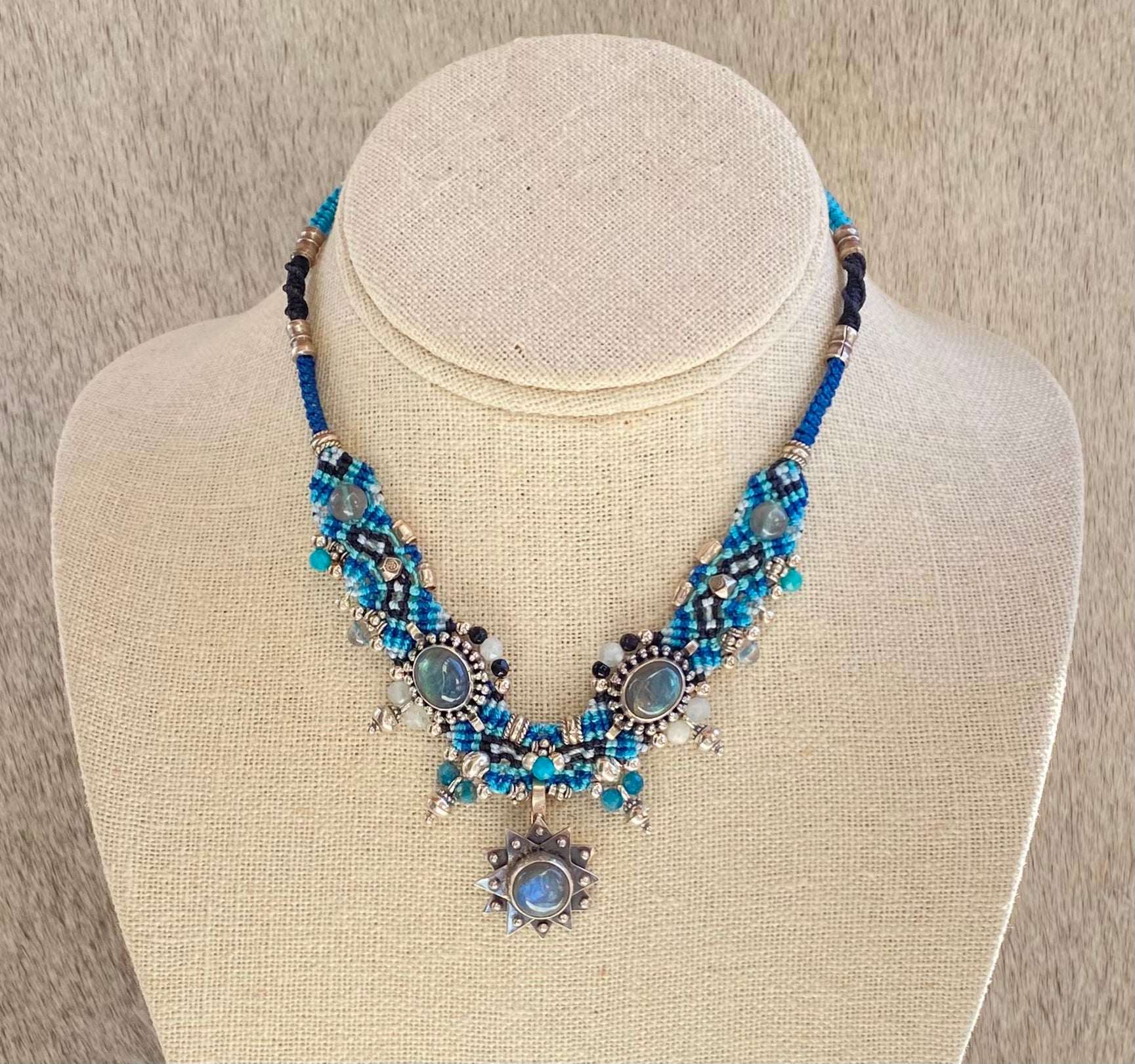 Handmade Macramé Choker Necklace with Genuine Labradorite Stone - Boho Chic Jewelry for Women, Perfect for Festivals, Parties & Everyday Wear