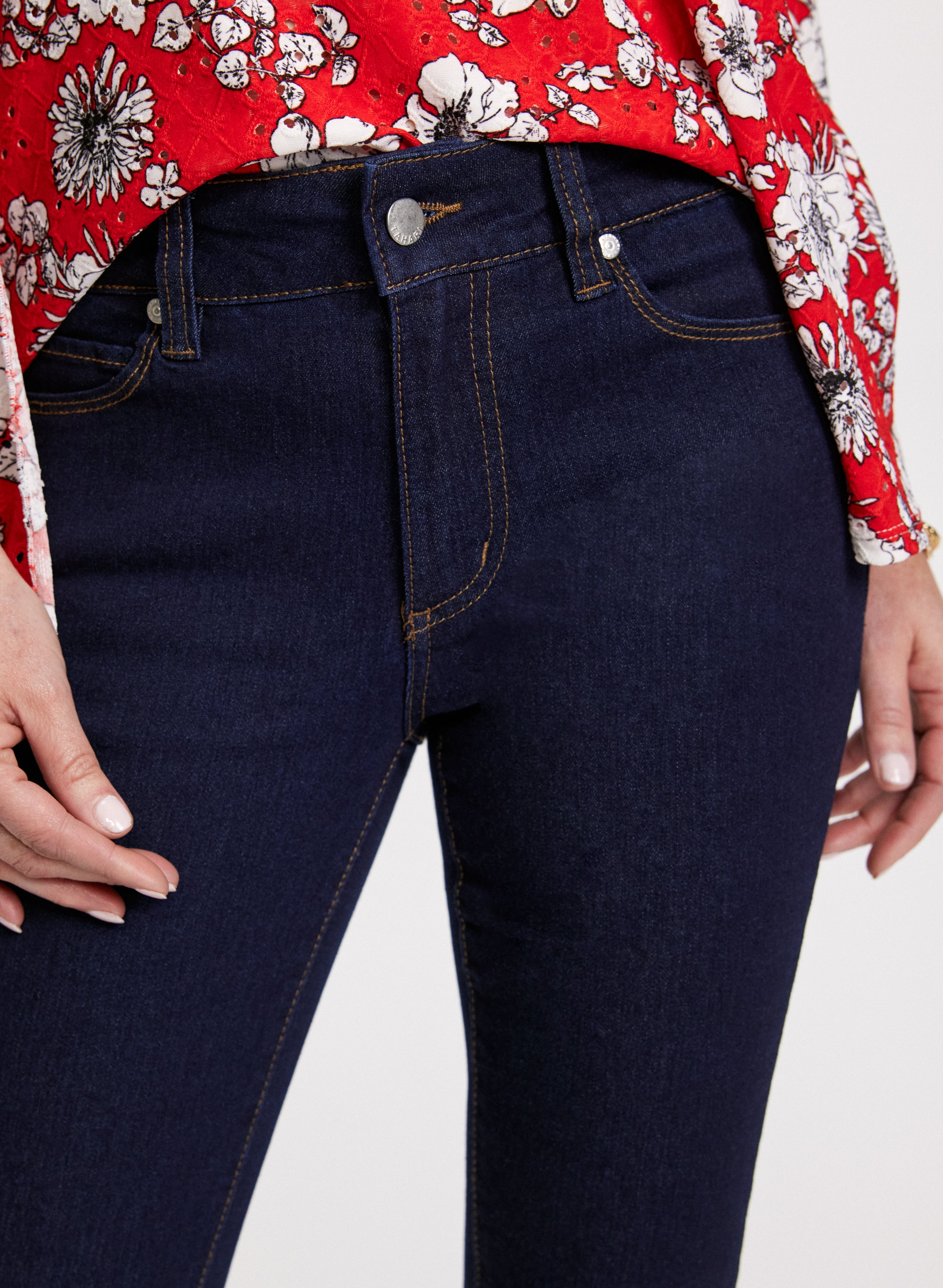 Women's High Waisted Fitted Denim Capris - Stretchy Skinny Ankle Jeans for Casual Wear & Summer Outfits