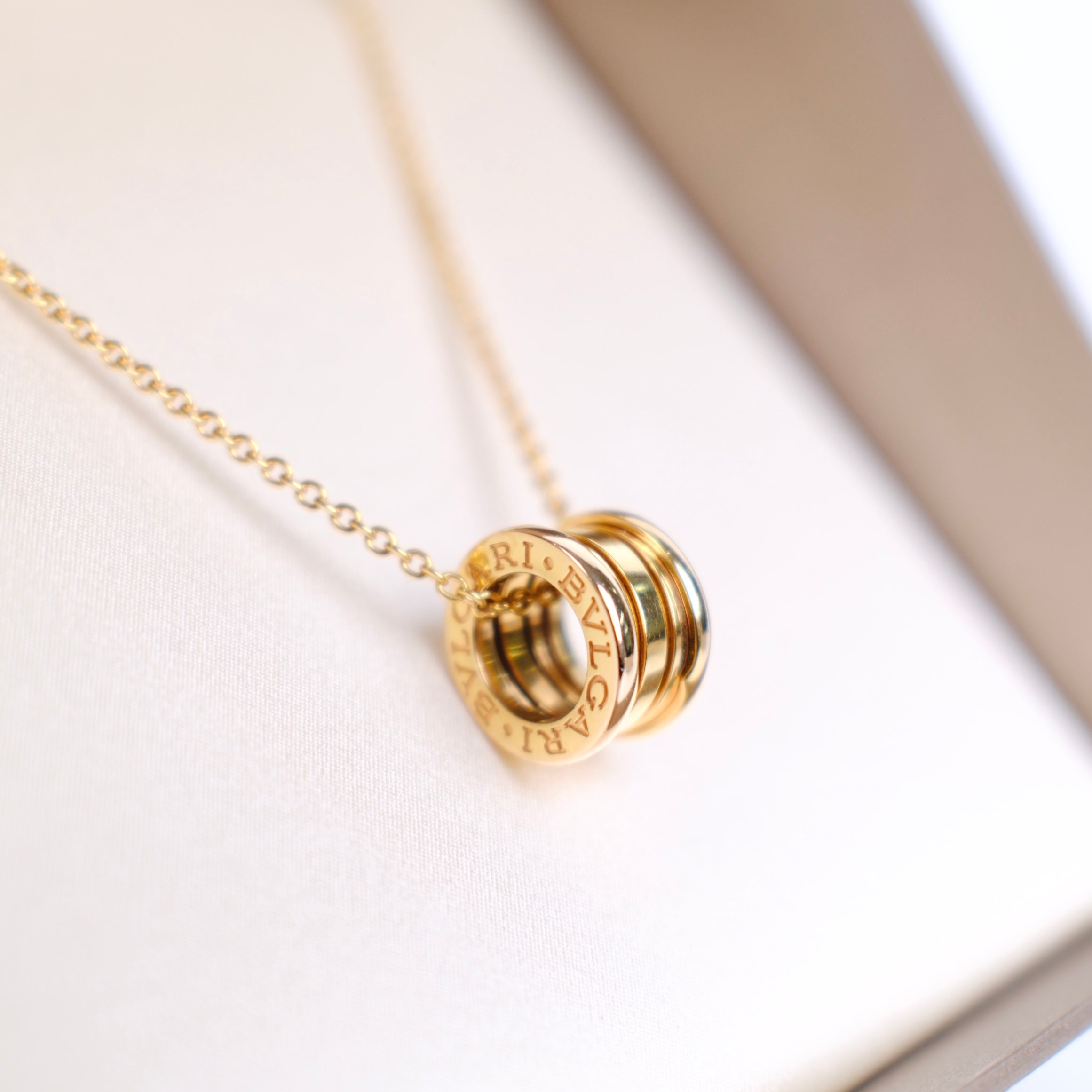 Bvlgari B Zero1 Necklace for Women - 18K Yellow Gold Luxury Pendant Jewelry - Perfect for Gifts, Anniversaries & Special Occasions