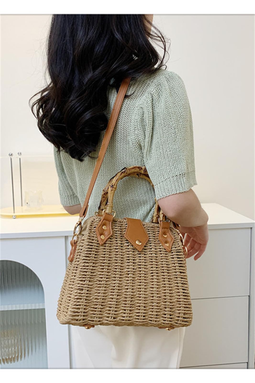 Stylish Women's Summer Straw Tote Bag - Handwoven Rattan Beach Purse & Hobo Bag for 2024 | Perfect for Vacation, Poolside, and Outdoor Adventures
