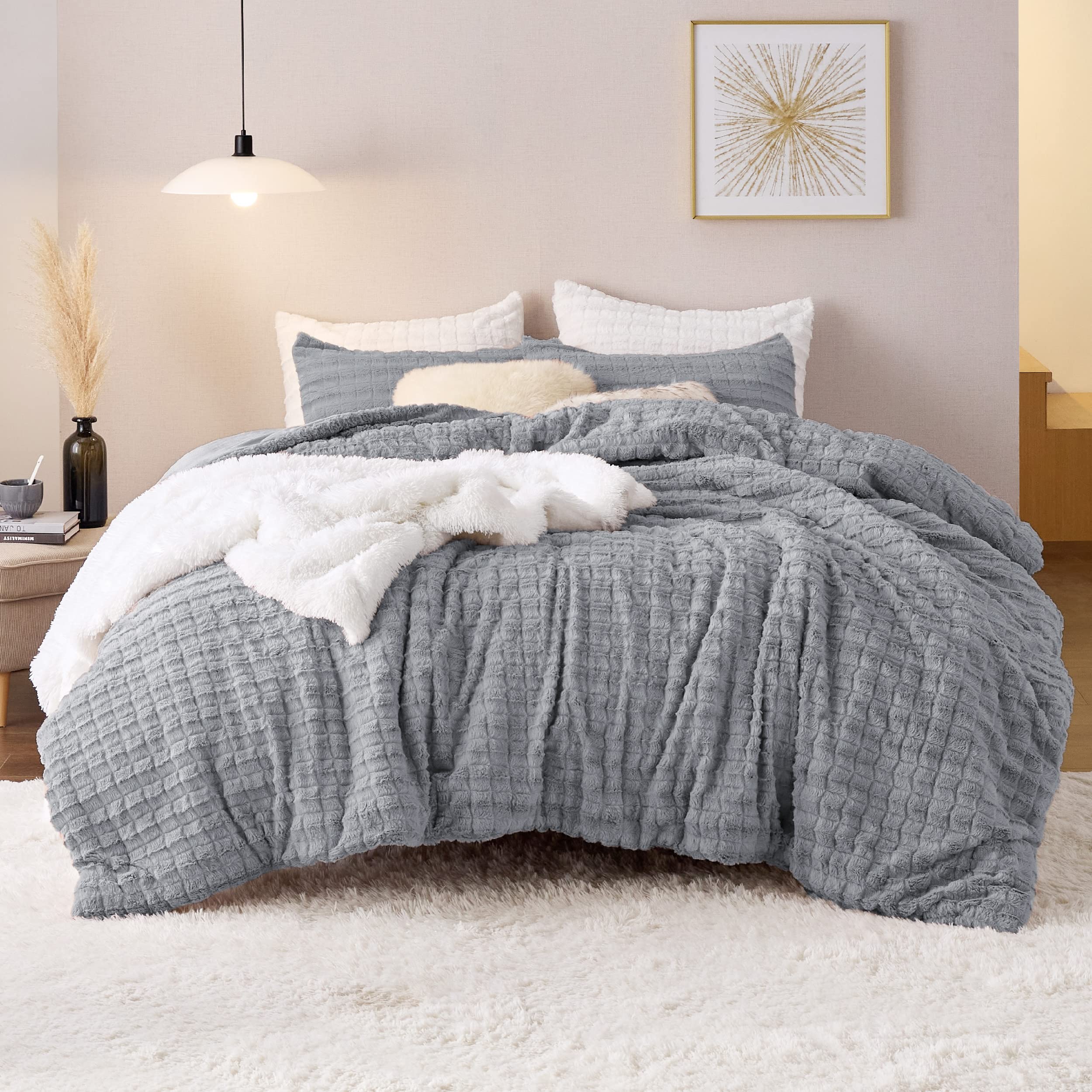 Bedsure Queen Size Fluffy Comforter Set - Ultra Soft Grey Faux Fur Bedding | Winter Warm Plush Comforter with 2 Pillowcases | Luxury Fuzzy Bed Set for Cozy Nights & Guest Room Decor