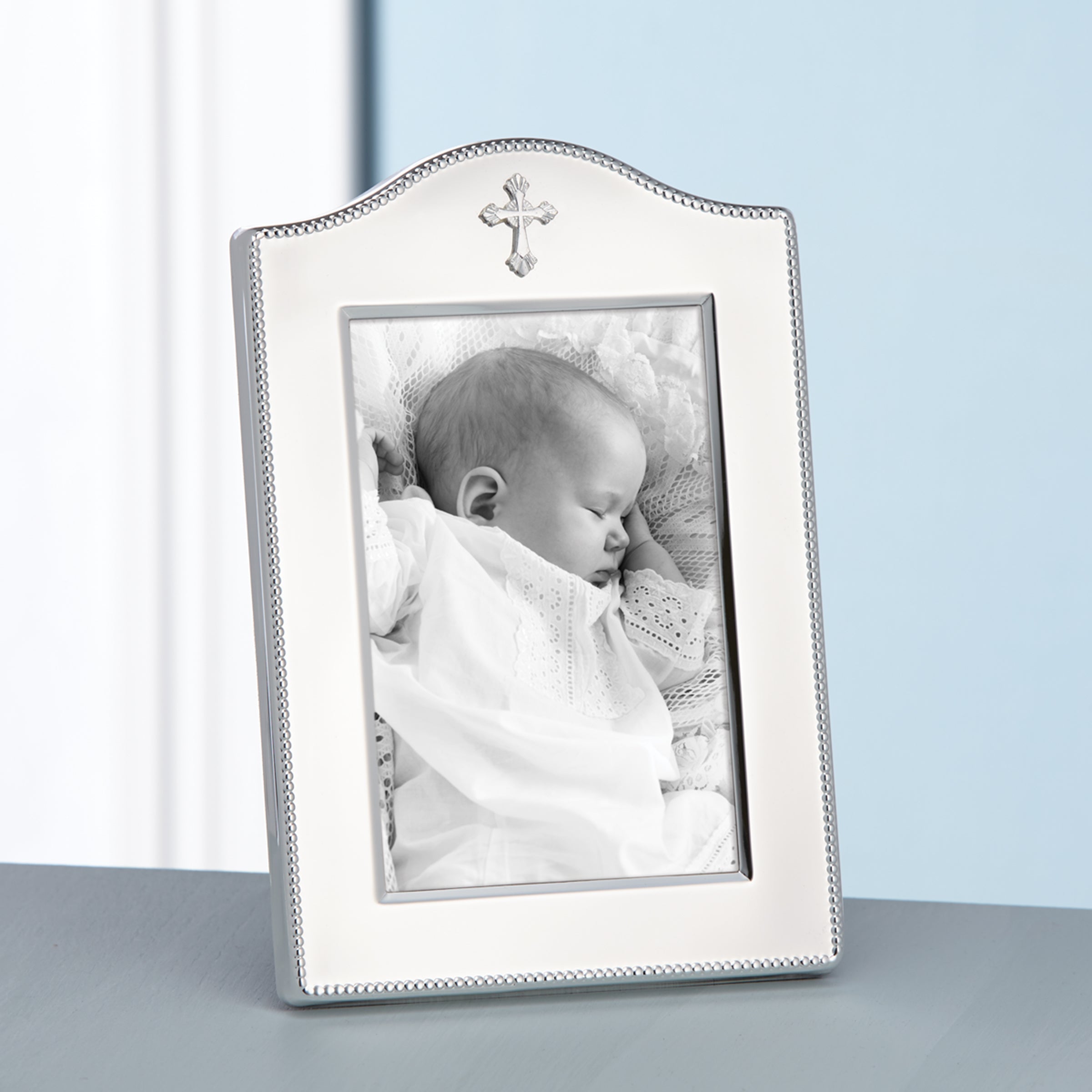 Elegant Abbey Cross Silverplate 4x6 Photo Frame - Perfect for Wedding, Baptism & Religious Gifts | Wall or Tabletop Display