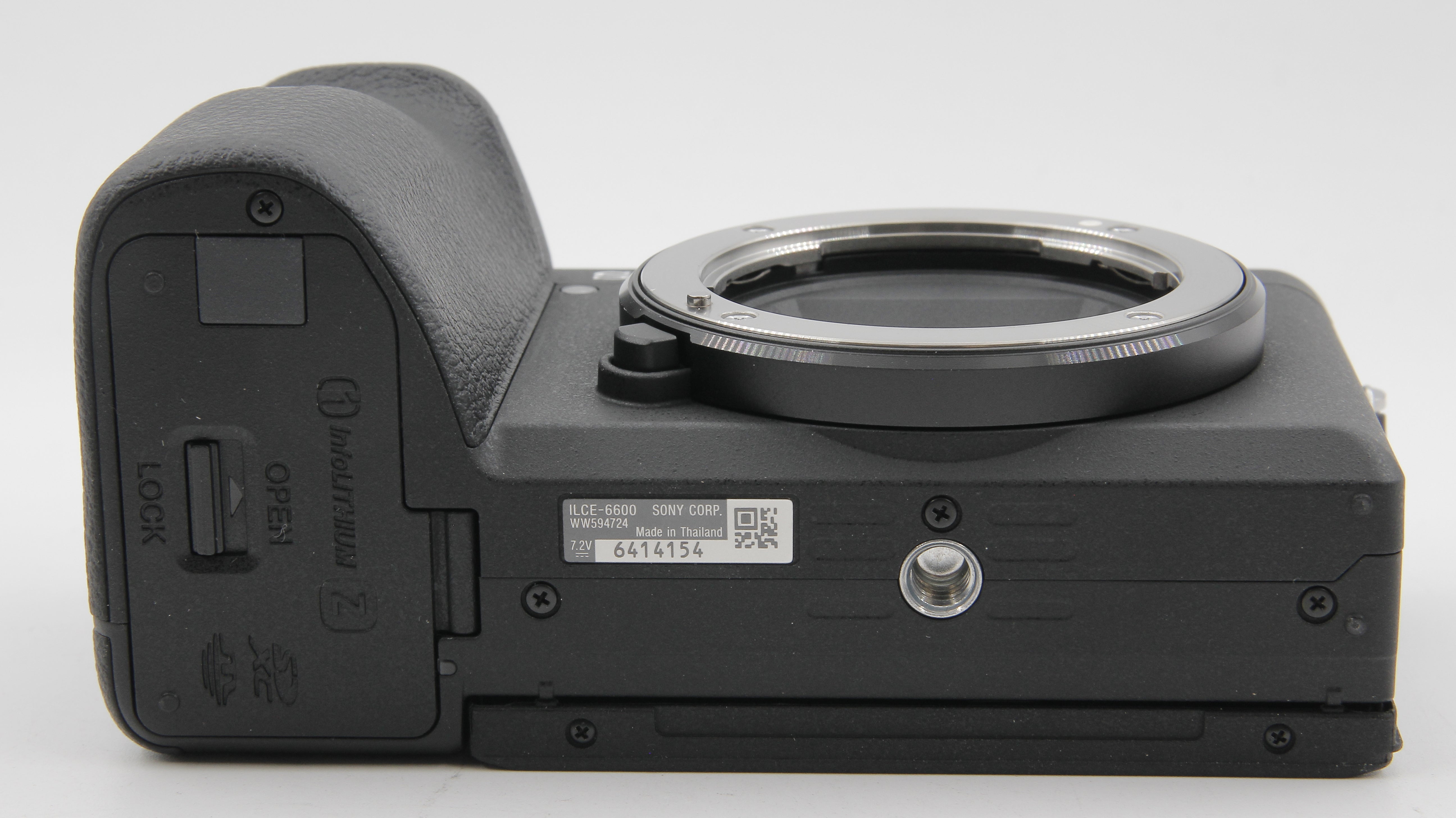 Open Box Excellent Condition Sony Alpha a6600 Mirrorless Digital Camera Body Only - Perfect for Vlogging, Travel Photography & Professional Shooting