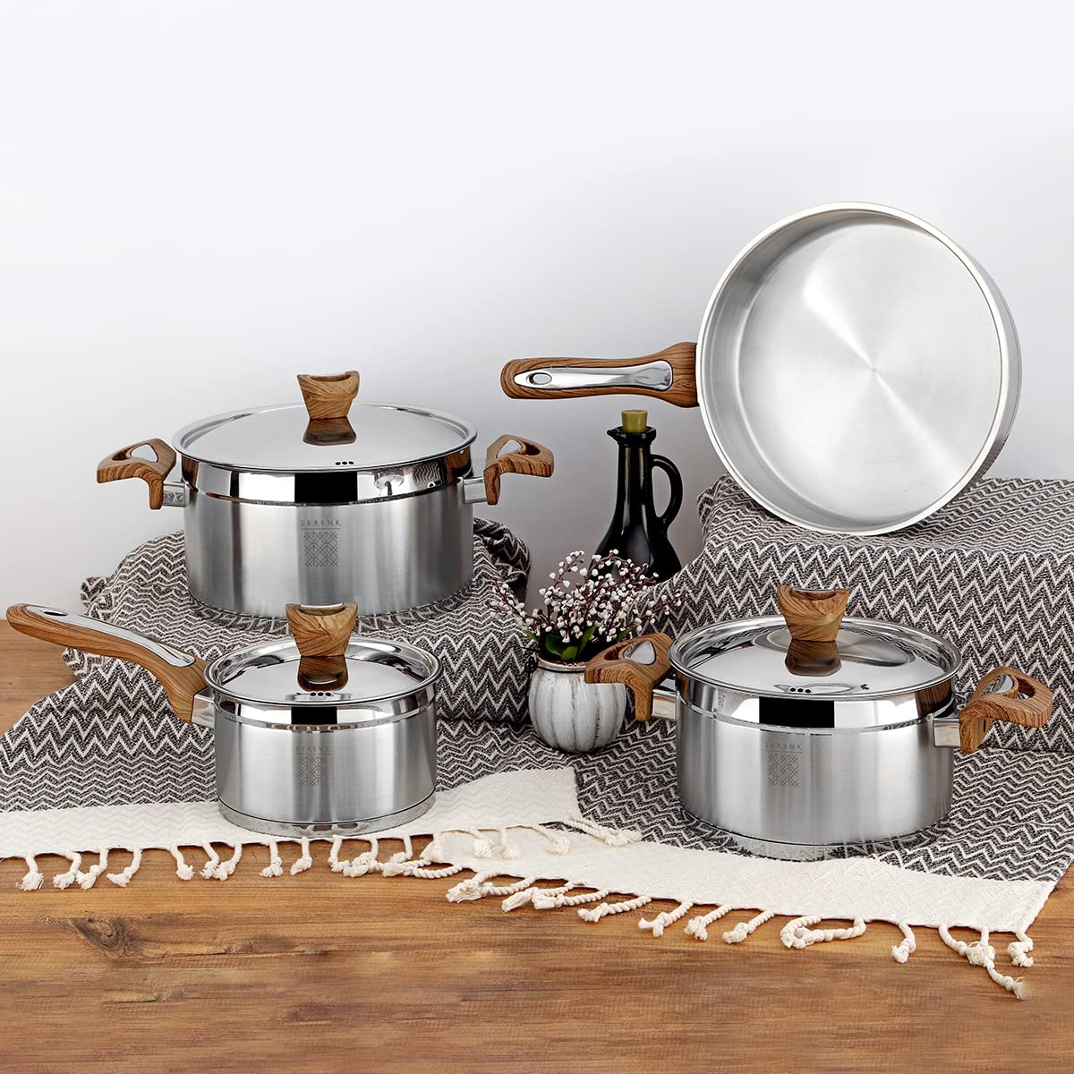 Premium 7-Piece Stainless Steel Cookware Set - Non-Toxic, Non-Stick, Induction Compatible Pots & Pans with Lids - PFAS & PFOA Free - Perfect for Home Cooking, Professional Kitchens & Healthy Meal Prep