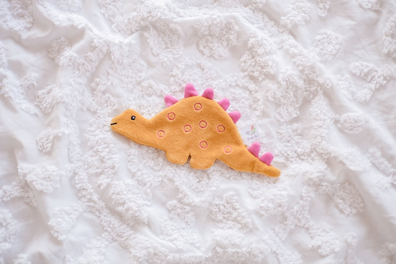 Tikiri Crinkle Scrunch Sensory Toy for Kids - Dinosaur Stegosaurus Design - Stress Relief & Tactile Stimulation for Autism, ADHD, Anxiety - Perfect for Fidgeting, Classroom, Travel & Sensory Play