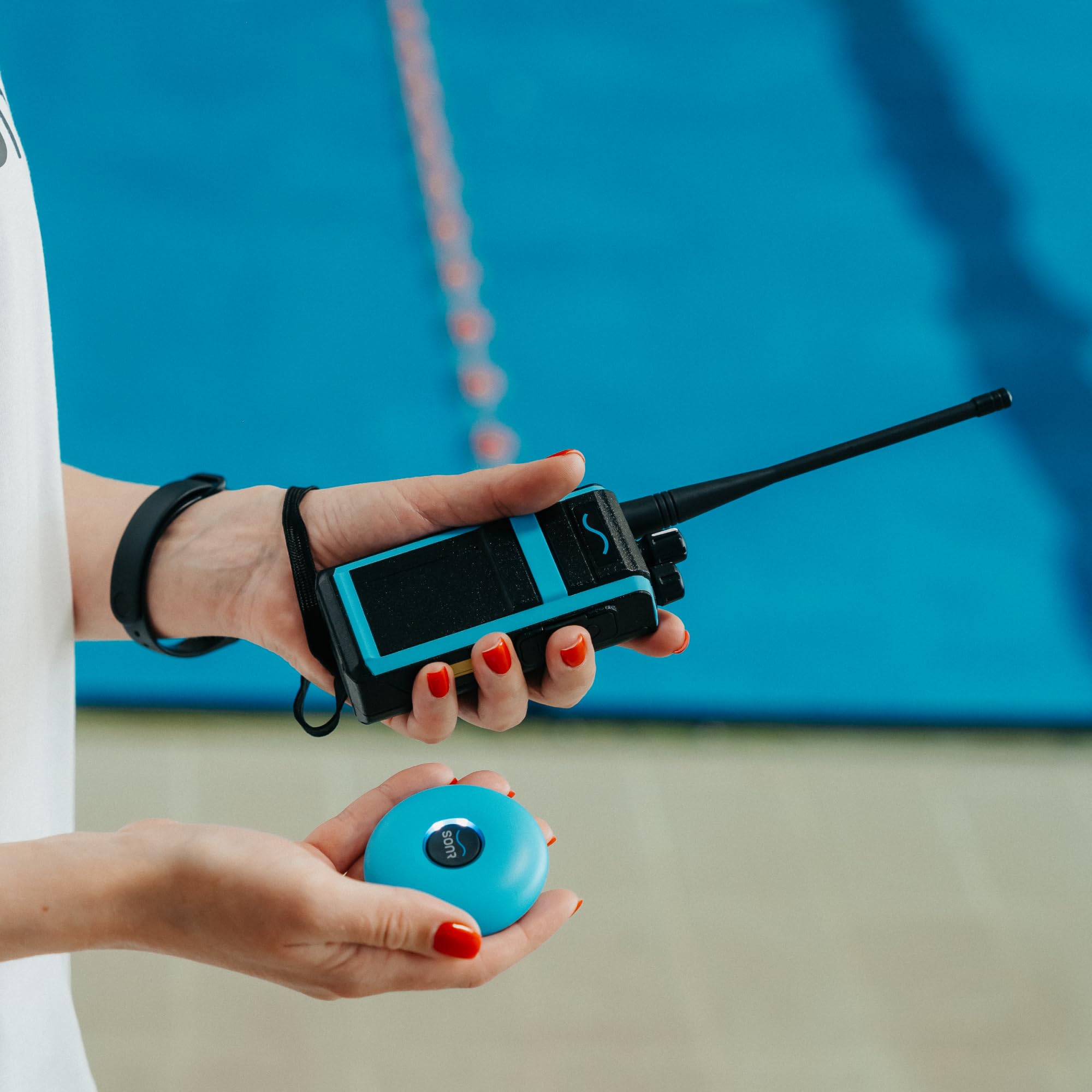 SONR Swim Coach Communicator - Waterproof Bone Conduction Headset with Real-Time Coaching & Metronome for Swimming Training | Ideal for Coaches & Competitive Swimmers (Blue)