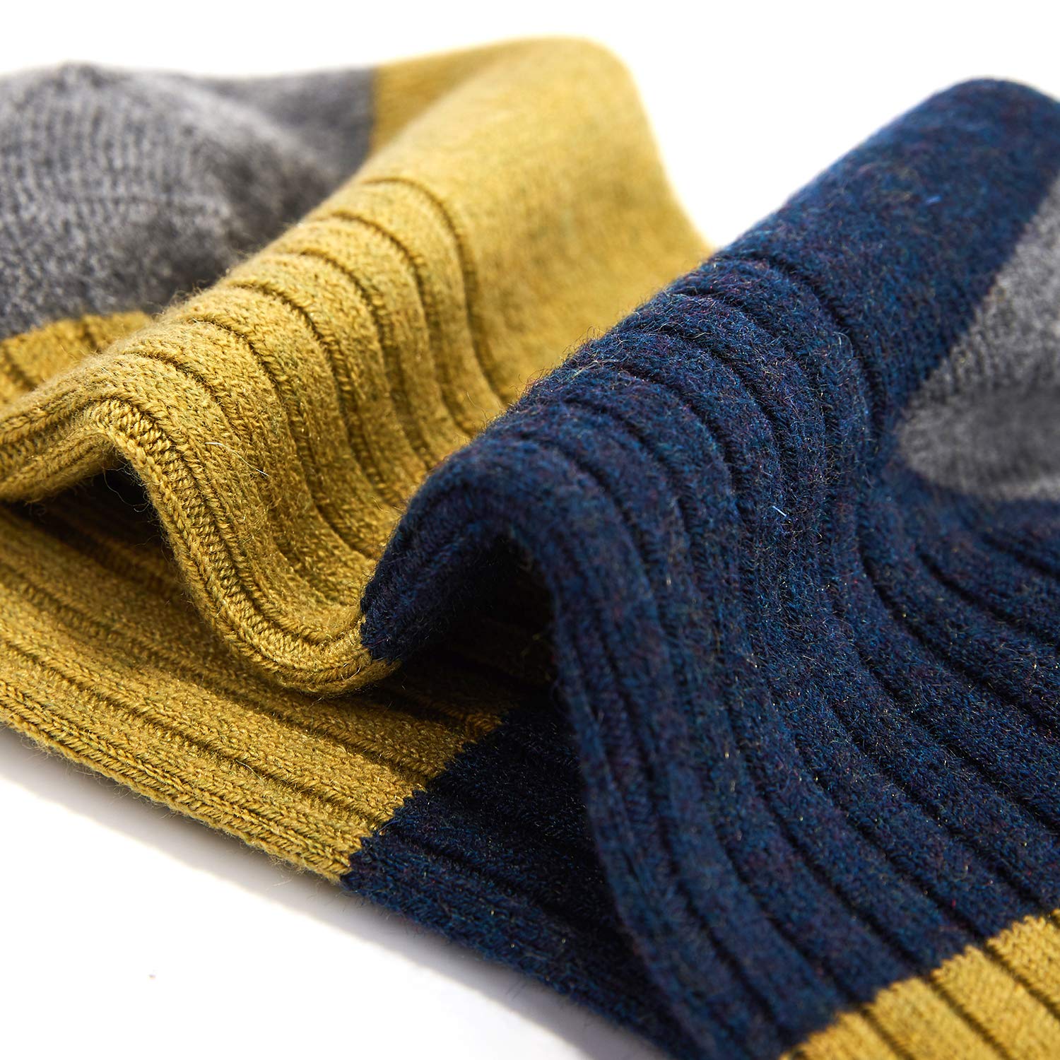 Warm Wool Socks for Boys - 6 Pairs Thermal Winter Crew Socks for Kids | Cozy & Durable Cold Weather Socks for School, Outdoor Play & Snow Activities