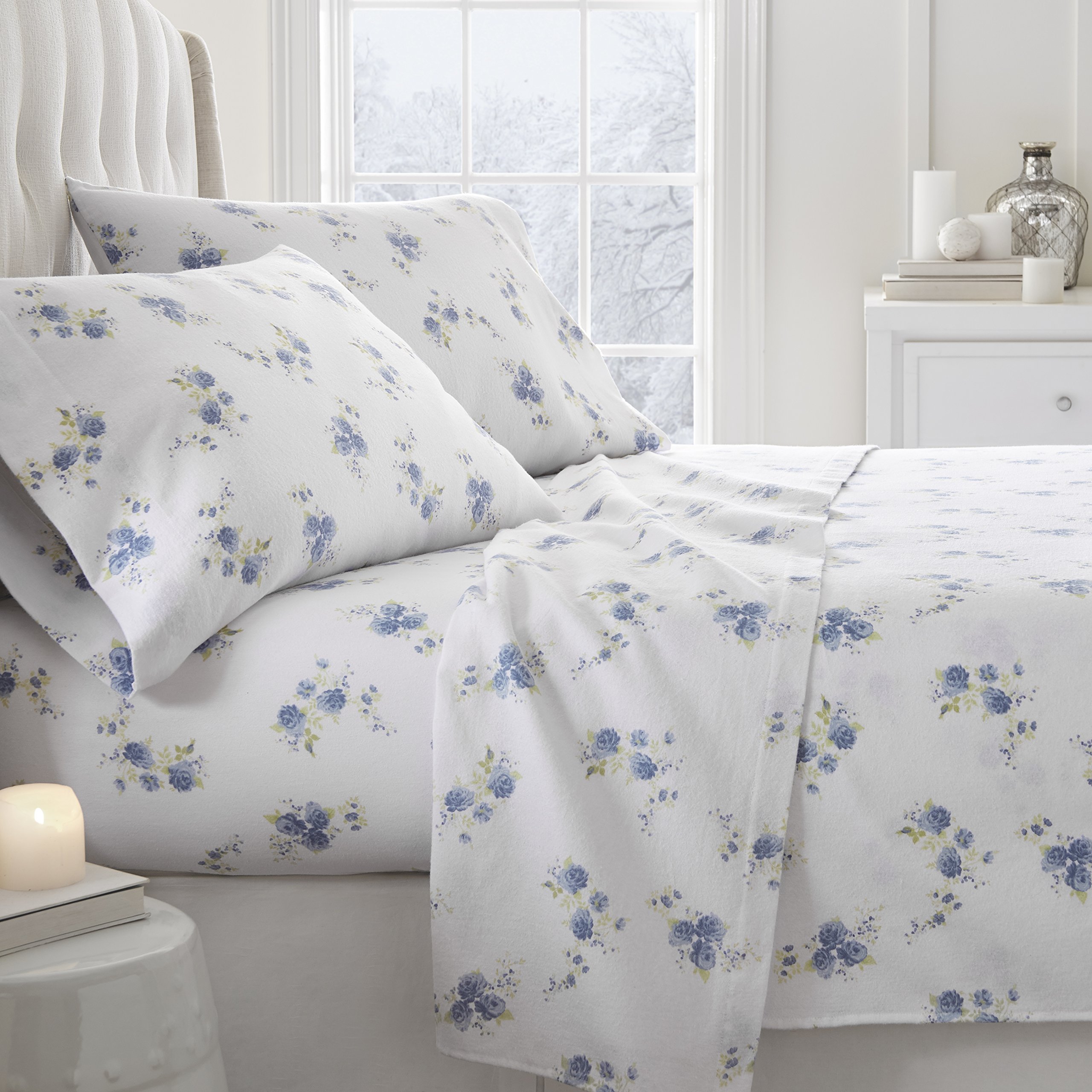 iEnjoy Home IEH-4PC-FRO-FULL-LBLUE 4-Piece Flannel Sheet Set - Full Size, Light Blue Rose Pattern | Soft & Cozy Bedding for Winter | Perfect for Guest Rooms, Dorms & Cold Weather Comfort