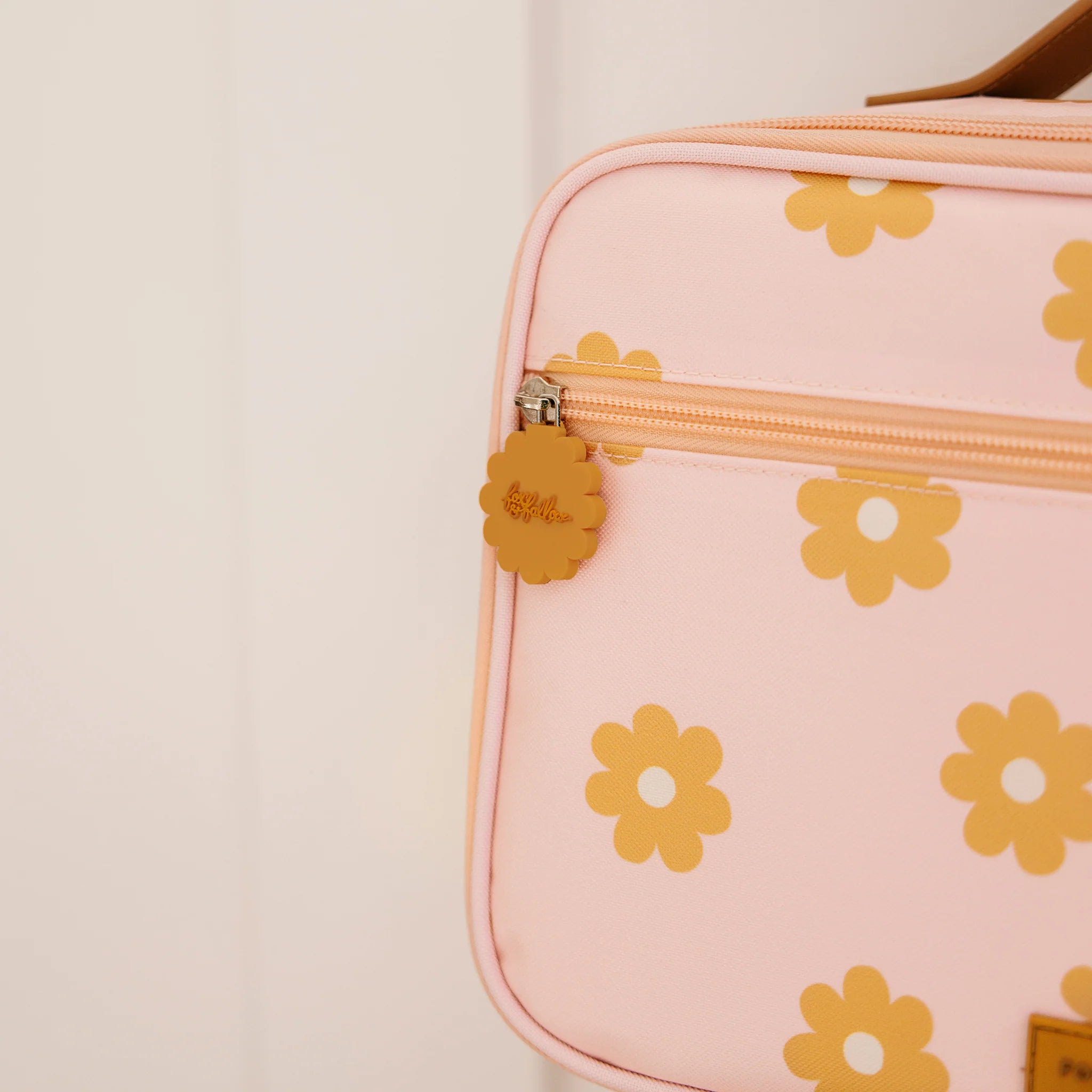 Insulated Lunch Bag with Daisy Chain Design - Perfect for School, Work, and Picnics | Leakproof & Eco-Friendly Food Container