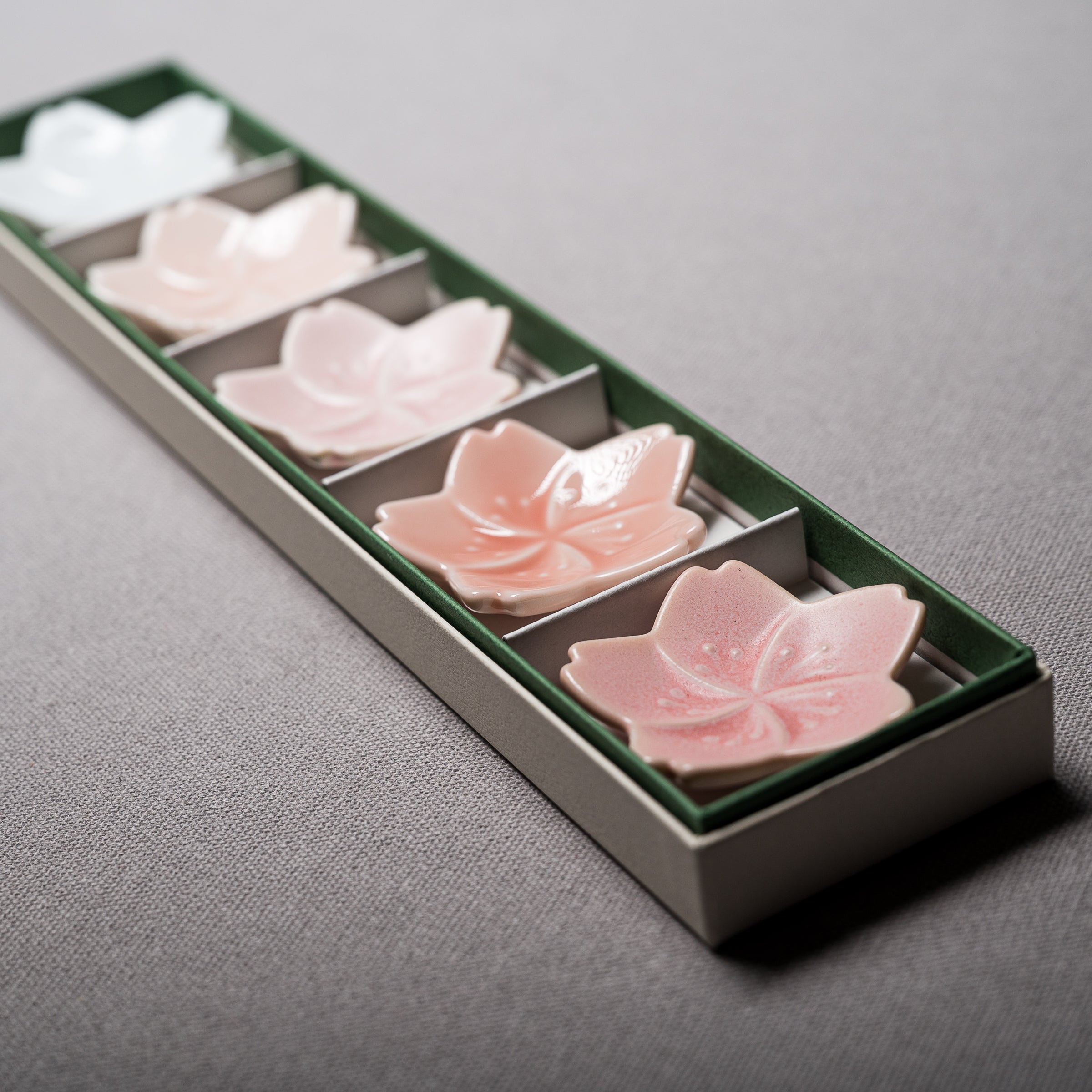 Sakura 5-Piece Chopstick Rest Set - Japanese Cherry Blossom Ceramic Utensil Holder - Elegant Tableware Gift for Sushi, Asian Dining & Home Decor
