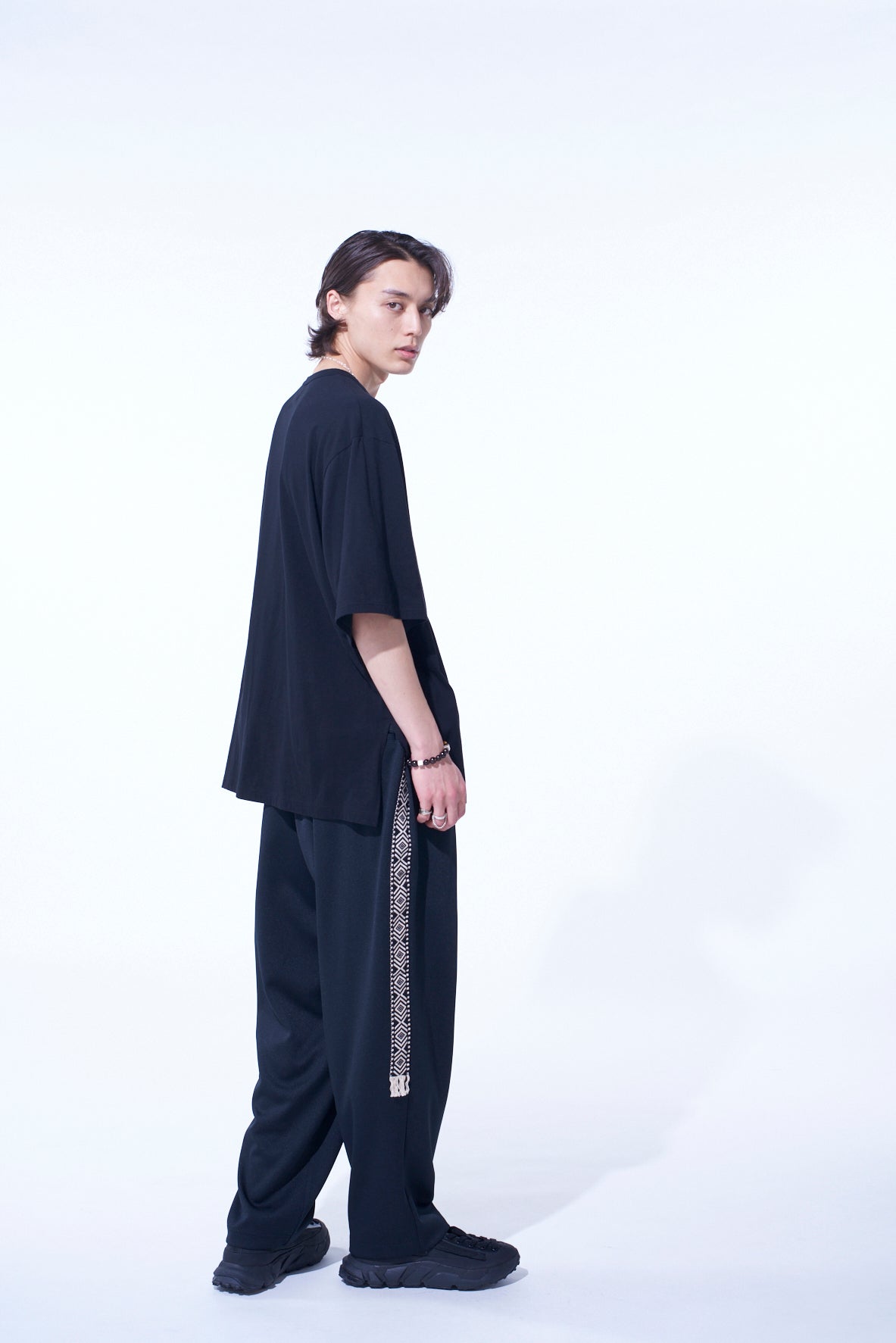 Soft Cotton Jersey Fabric Switch H/S Draped T-Shirt for Women - Comfortable Casual Wear for Everyday Outfits and Layering