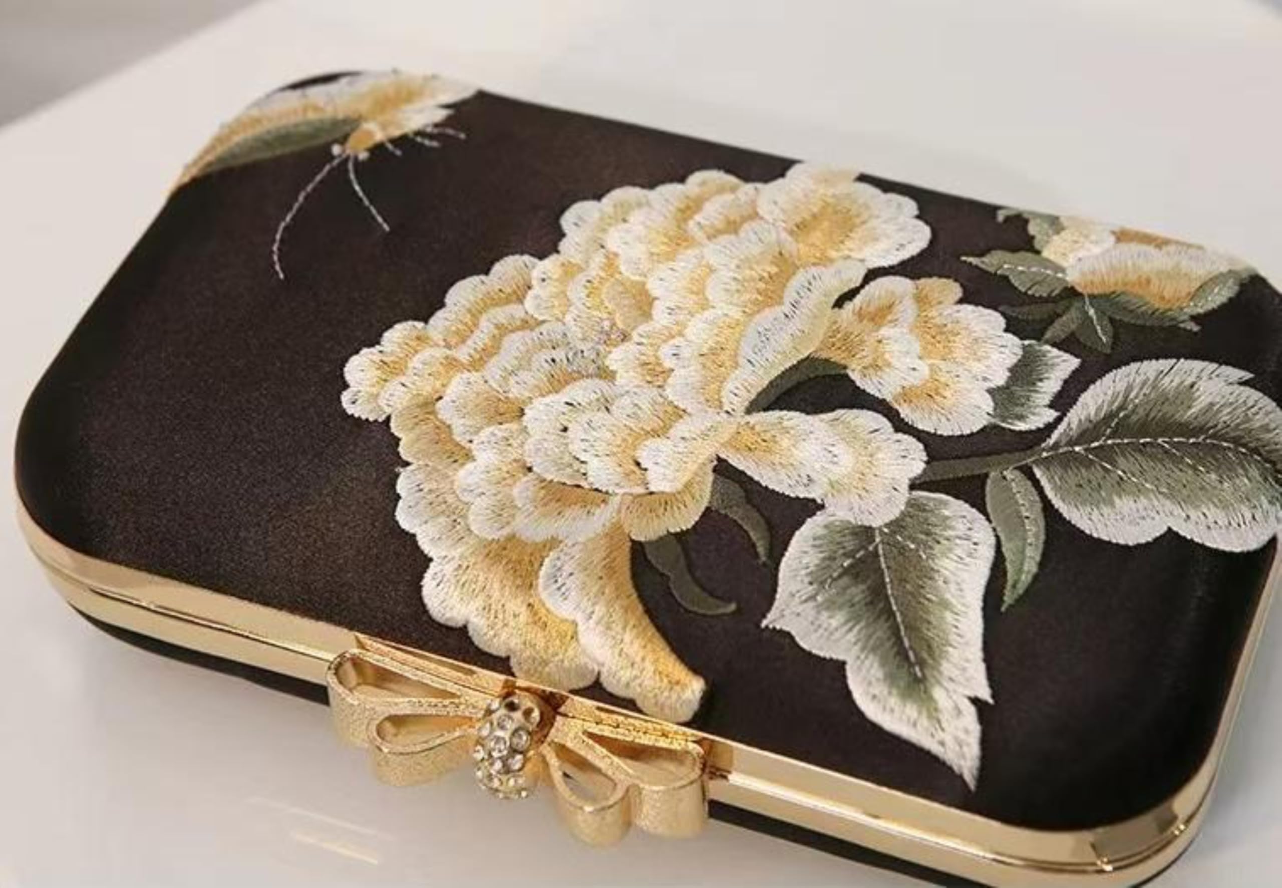 Elegant Embroidered Silk Shoulder Bag for Women - Rectangle Crossbody Handbag for Wedding, Party & Banquet | Perfect for Evening Events, Date Night & Special Occasions
