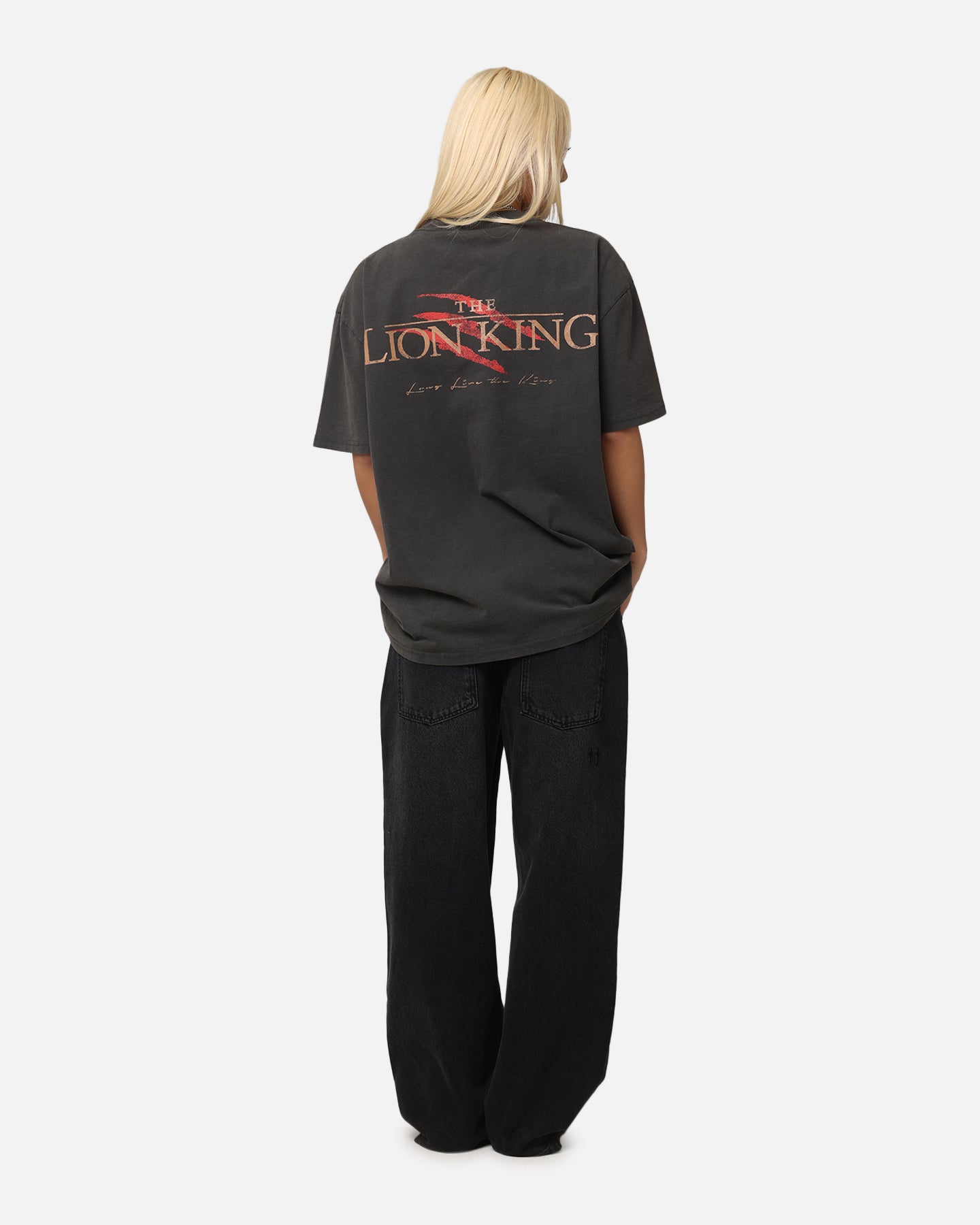 Disney The Lion King Scar Heavyweight T-Shirt - Black Vintage Wash | Officially Licensed Cotton Tee for Men & Women - Perfect for Cosplay, Movie Nights & Disney Fans