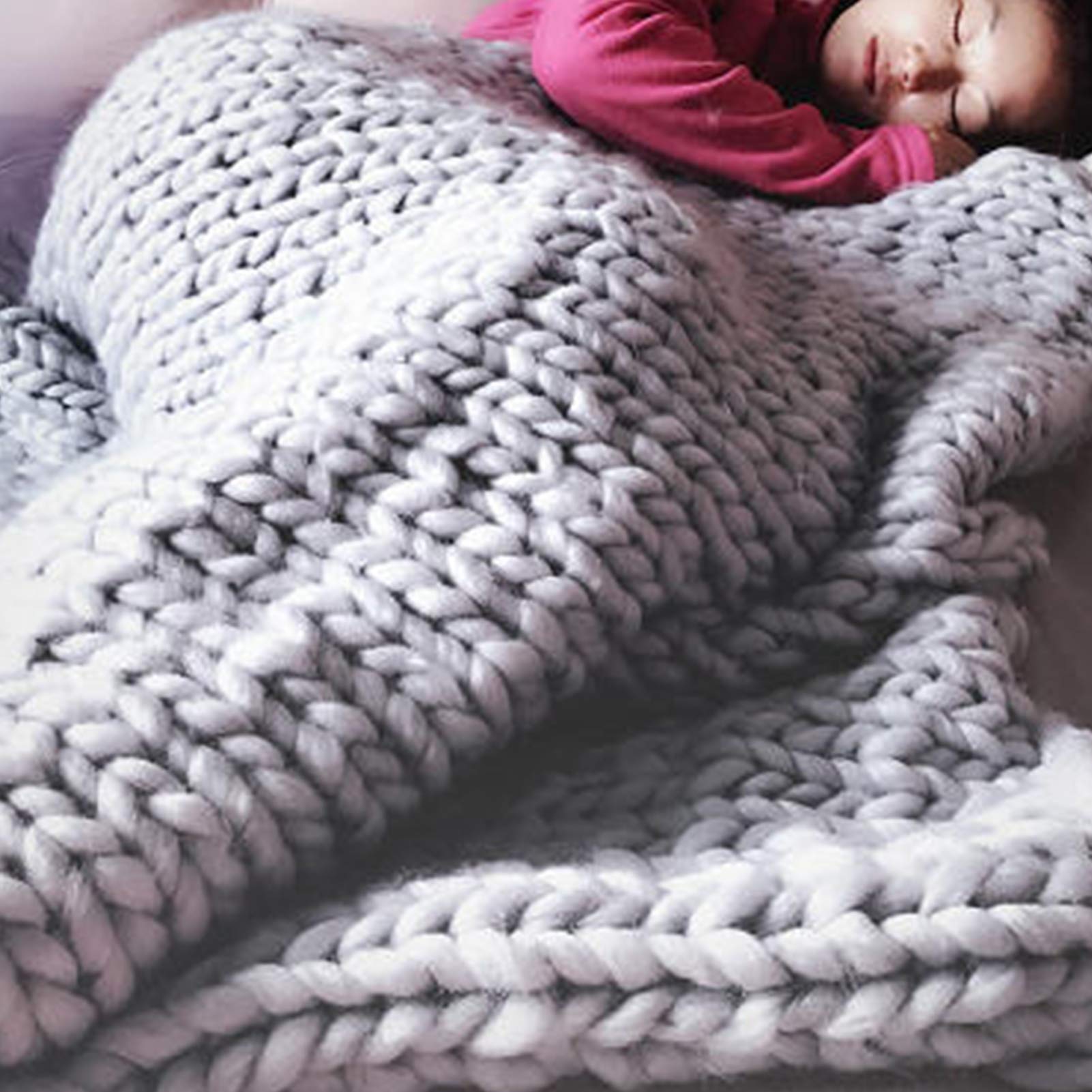 Chunky Hand-Woven Knitted Throw Blanket - Thick Soft Yarn Blanket for Sofa, Bed, Couch - Cozy Home Decor Gift for Women, Pet Bed Cover, Yoga Mat Companion - Perfect for Winter Nights, Movie Time & Relaxation