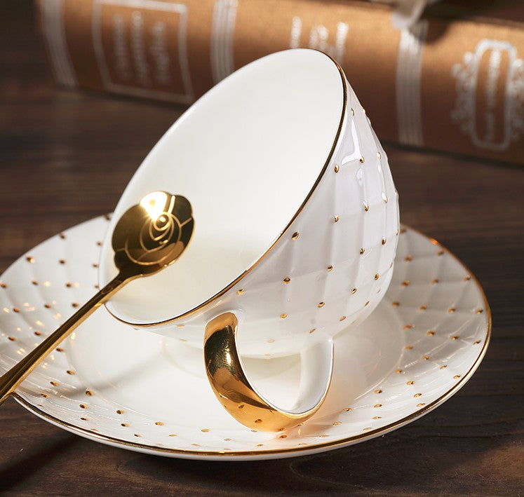 Elegant Ceramic Tea Cup Set with Saucers - Unique Bone China Porcelain Tea Cups in Gift Box, Perfect Birthday Gift for Women - Beautiful British Style Tea Set for Afternoon Tea, Home Decor & Gifting