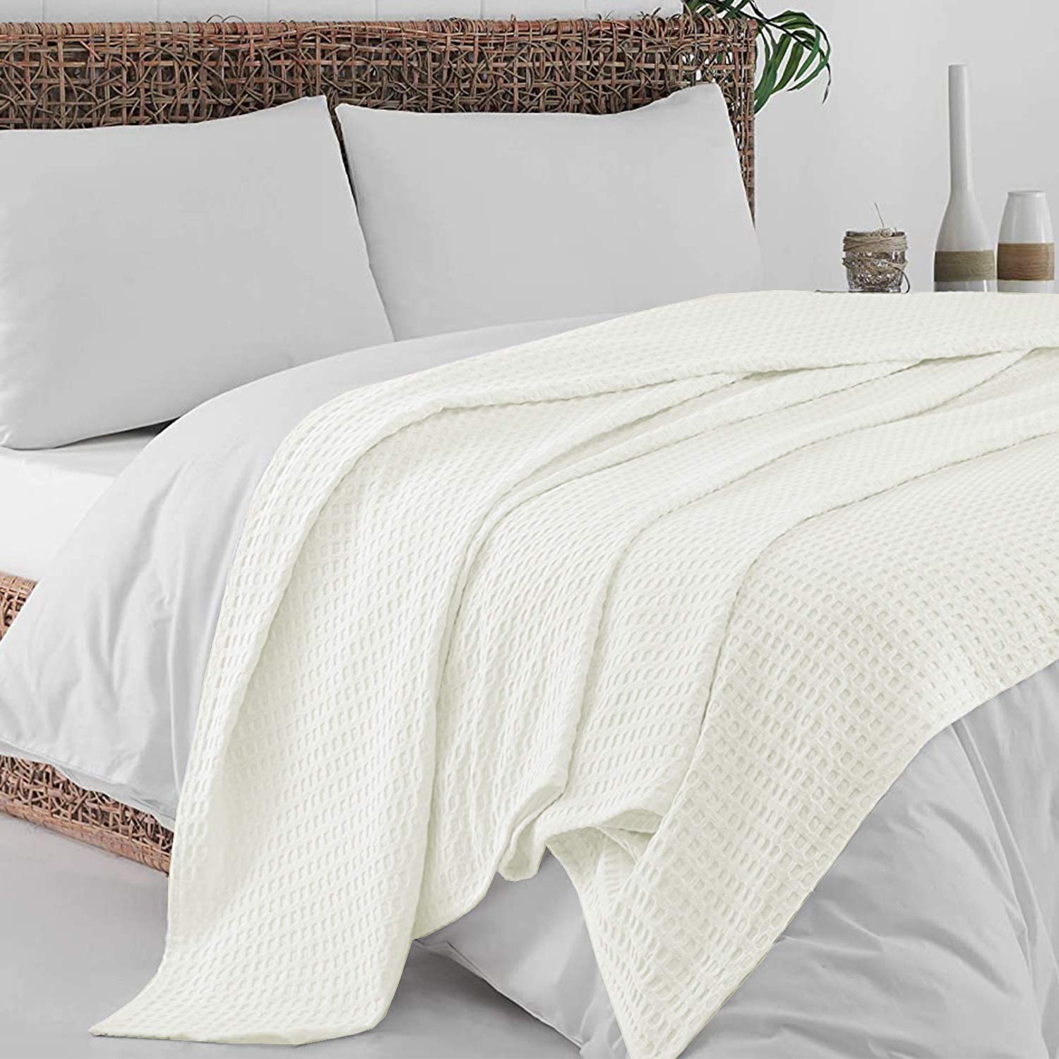 100% Cotton Waffle Weave Blanket Queen Size - All Season Soft Lightweight Breathable Hotel Quality Blanket for Bed, Sofa & Travel - Ivory Woven Blanket