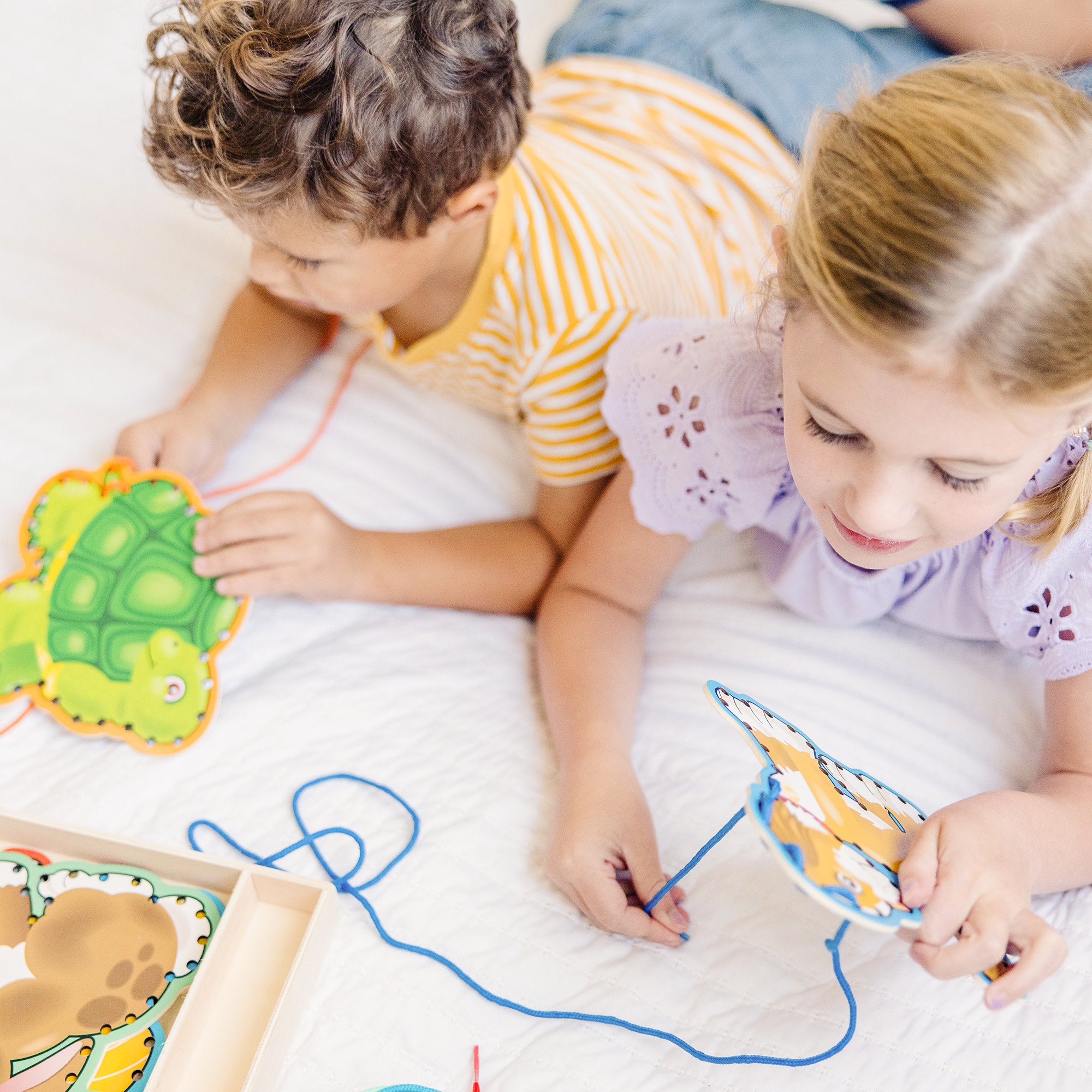 Lace & Trace Pets - Interactive Pet Toys for Dogs & Cats | Fun Training & Playtime Activities | Perfect for Indoor & Outdoor Use