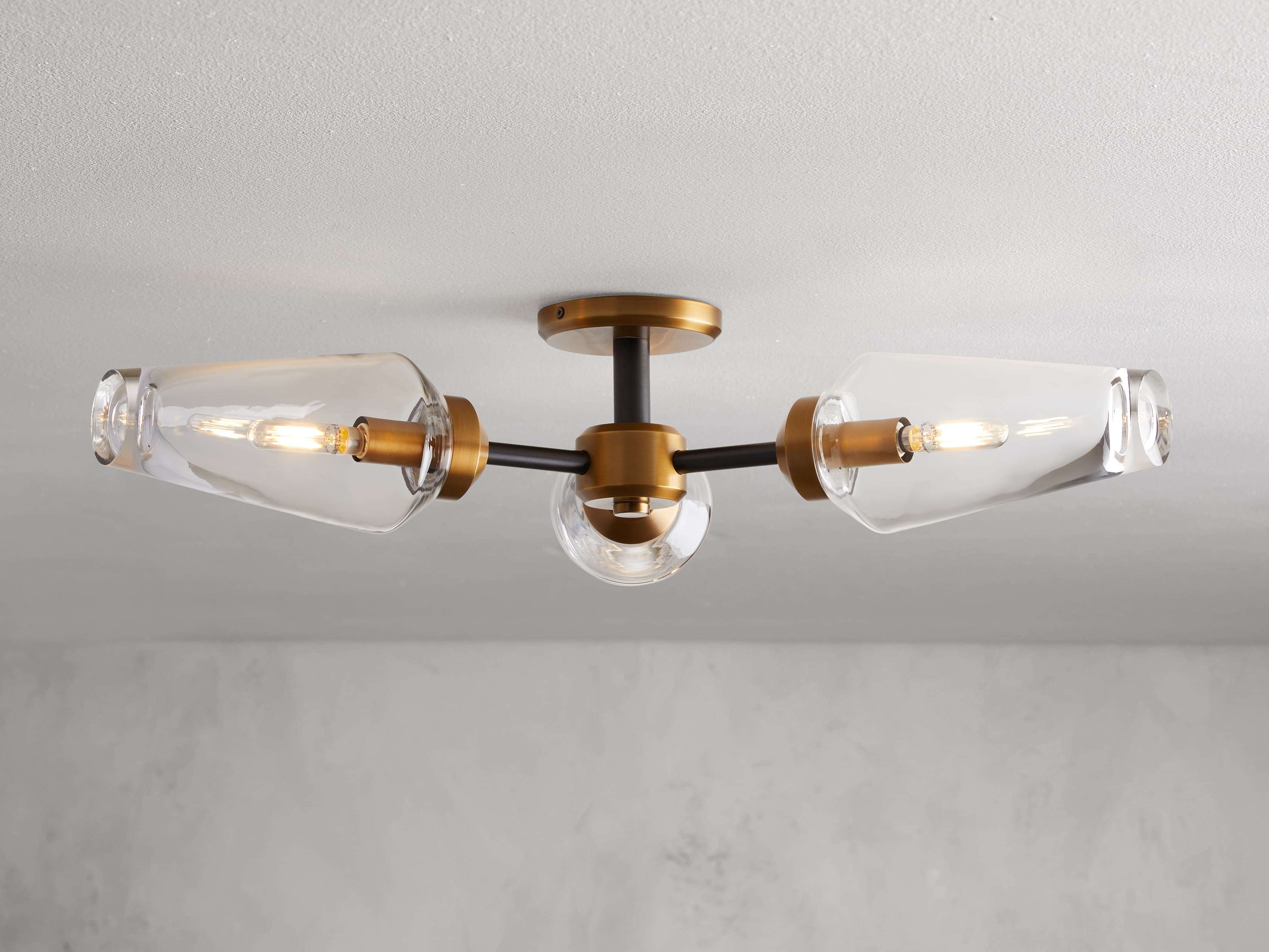 Arrow Flush Mount Ceiling Light Fixture - Modern LED Ceiling Light for Bedroom, Living Room, Kitchen & Hallway - Energy Efficient Indoor Lighting Solution