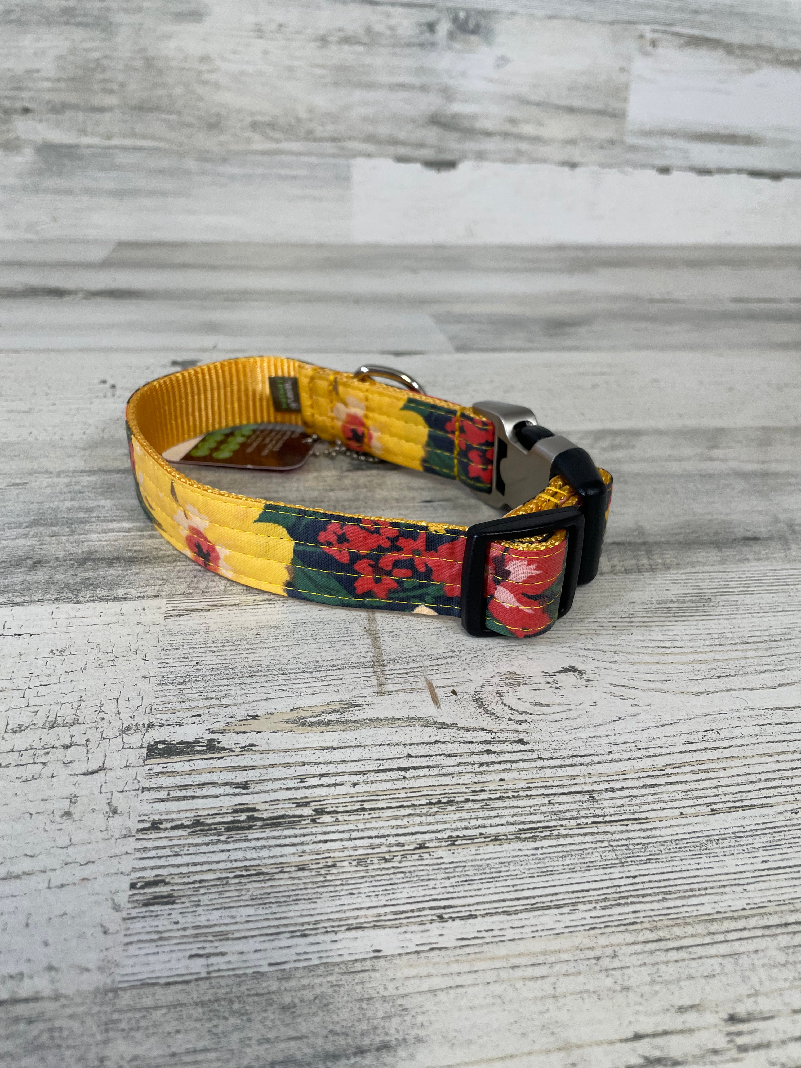 Mimi Green Meadow Floral Dog Collar - Adjustable Pet Collar for Small Medium Dogs, Soft Nylon with D-Ring - Perfect for Walks, Training & Fashion Accessories