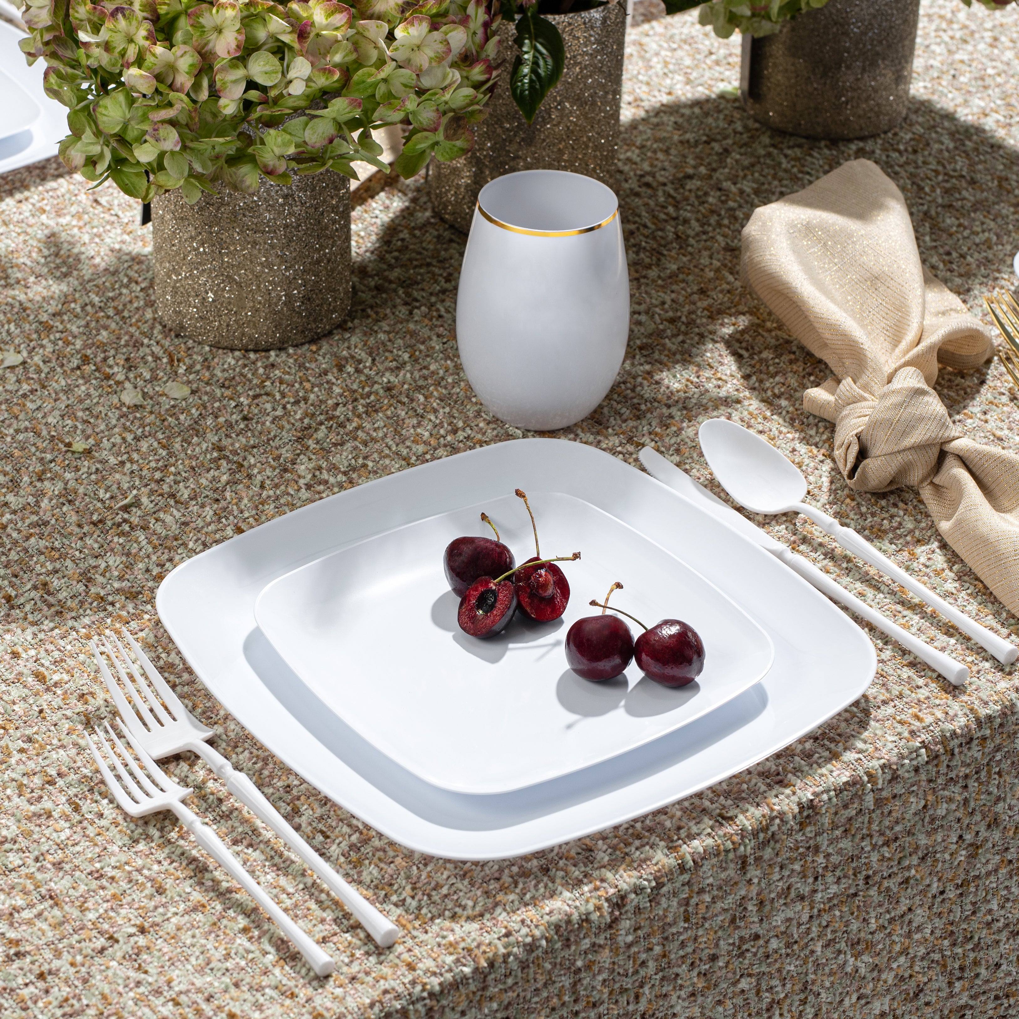 10-Pack White Square Plastic Plates - Durable & Elegant Dinnerware for Parties, Picnics & Everyday Use