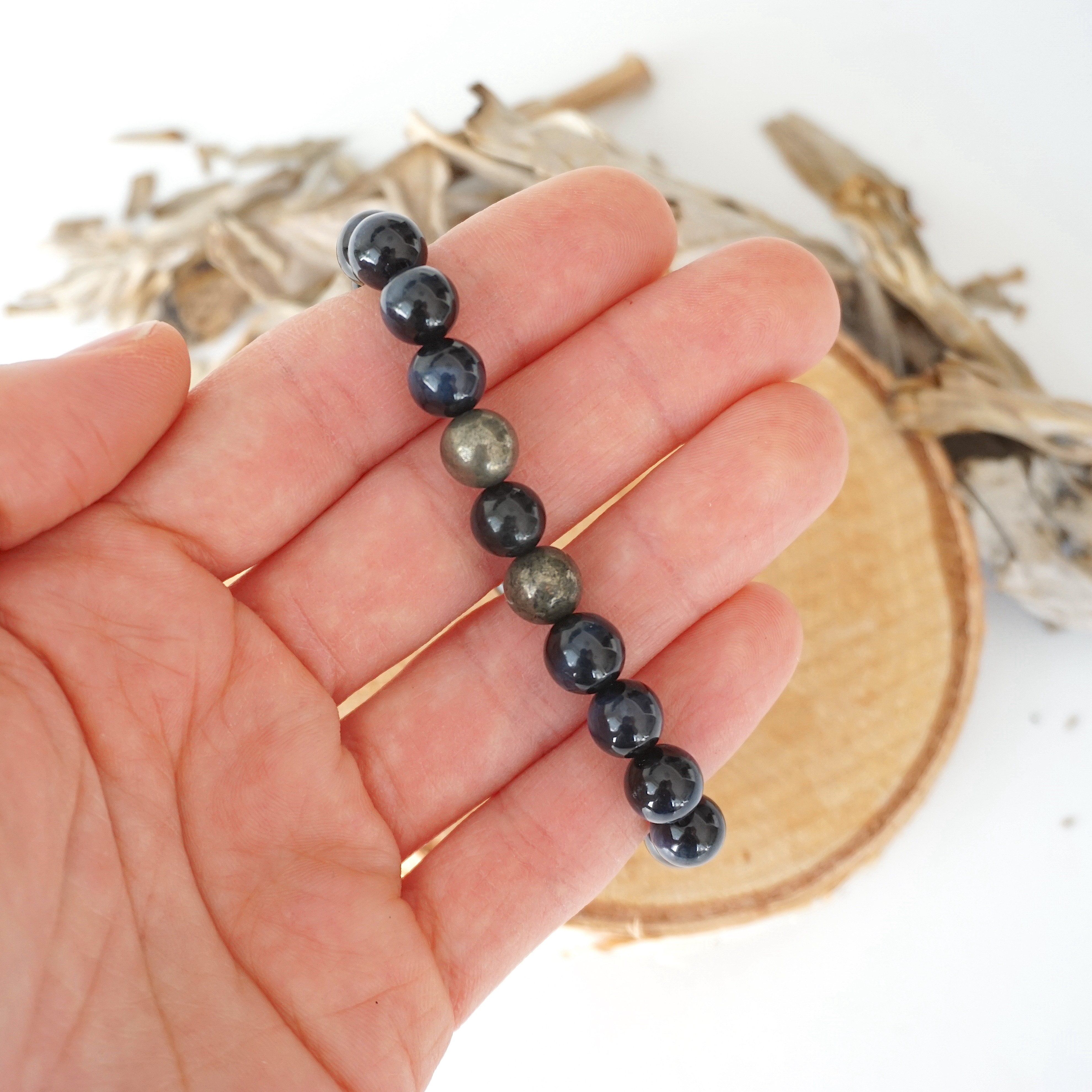 Blue Tiger’s Eye Healing Crystal Mala Bracelet for Meditation & Positive Energy – Spiritual Jewelry for Yoga, Chakra Balancing & Stress Relief