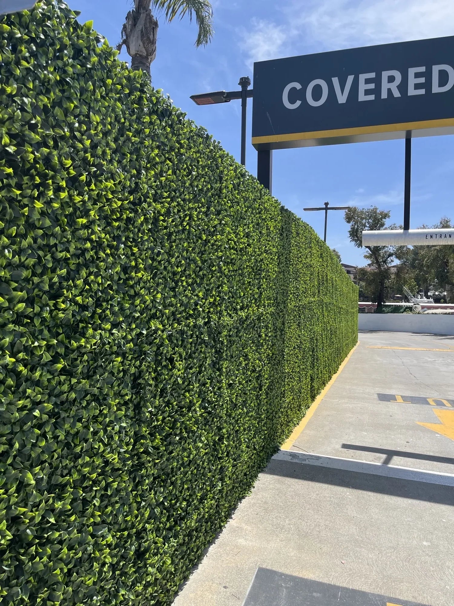 Jasmine Artificial Hedge Screen - 100cm x 100cm UV Resistant Green Wall Panel for Outdoor Privacy Fence, Garden Decoration & Balcony Cover