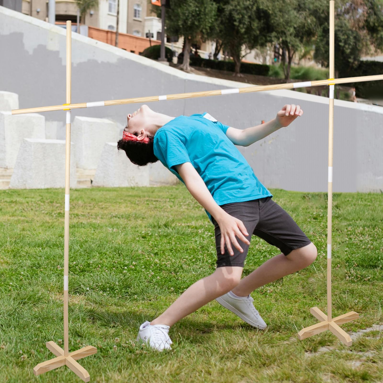 2-in-1 Wooden Limbo Game & Flying Disc Toss Set - 5ft Tall Limbo Stick Kit for Adults & Family - Backyard Lawn Games, Outdoor Party Activities - Includes Portable Carry Bag - Perfect for Picnics, Beach Parties and BBQ Gatherings