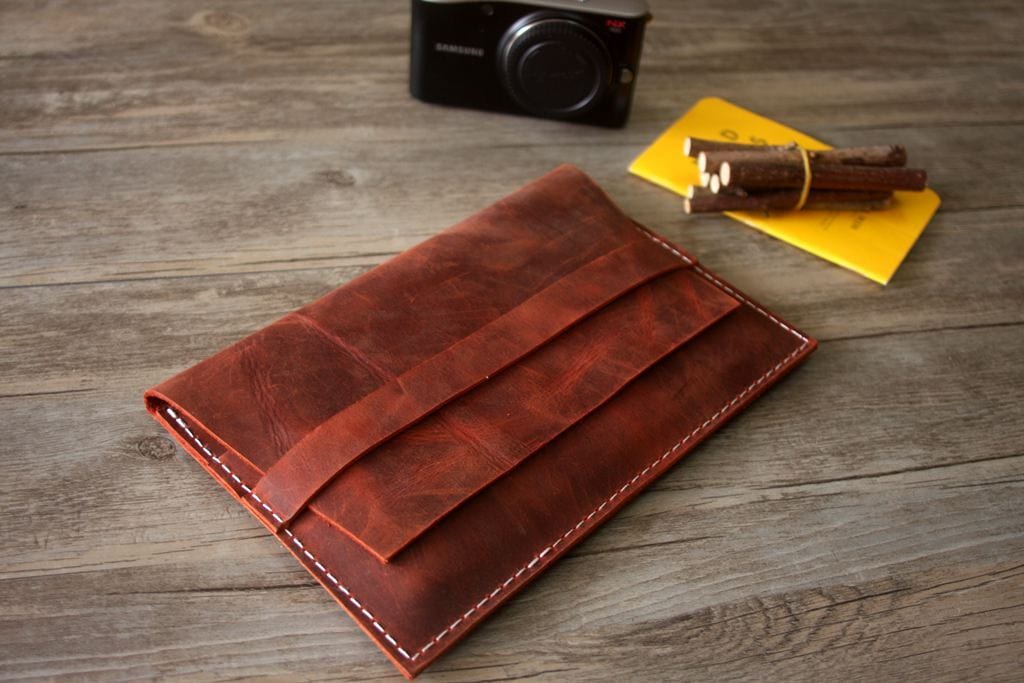 Premium Custom Leather Kindle Oasis Case Sleeve - Handmade Genuine Leather Cover with Auto Sleep/Wake - Perfect for Travel, Reading & Gifts