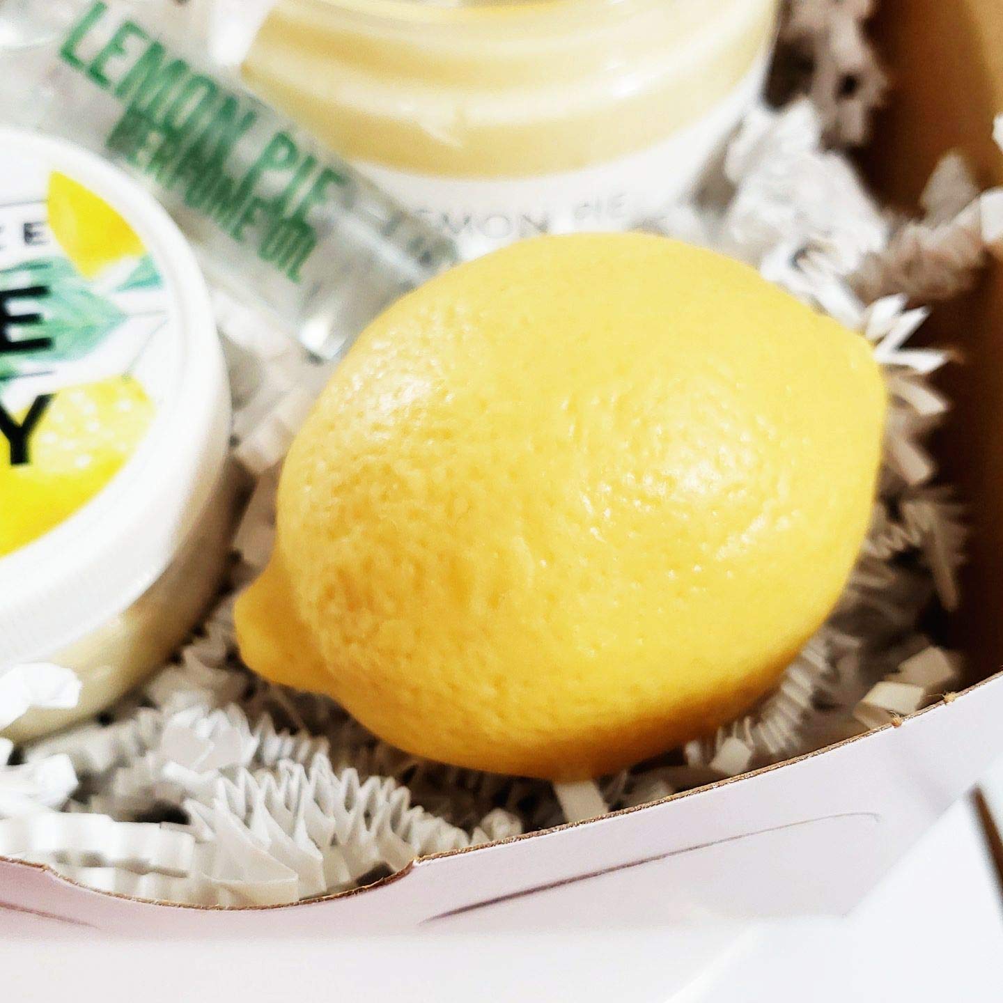 Luxury Lemon Spa Gift Set for Women - Bath & Body Care Box with Essential Oils, Soap & Lotion - Perfect for Relaxation, Birthday Gifts & Self-Care Pampering