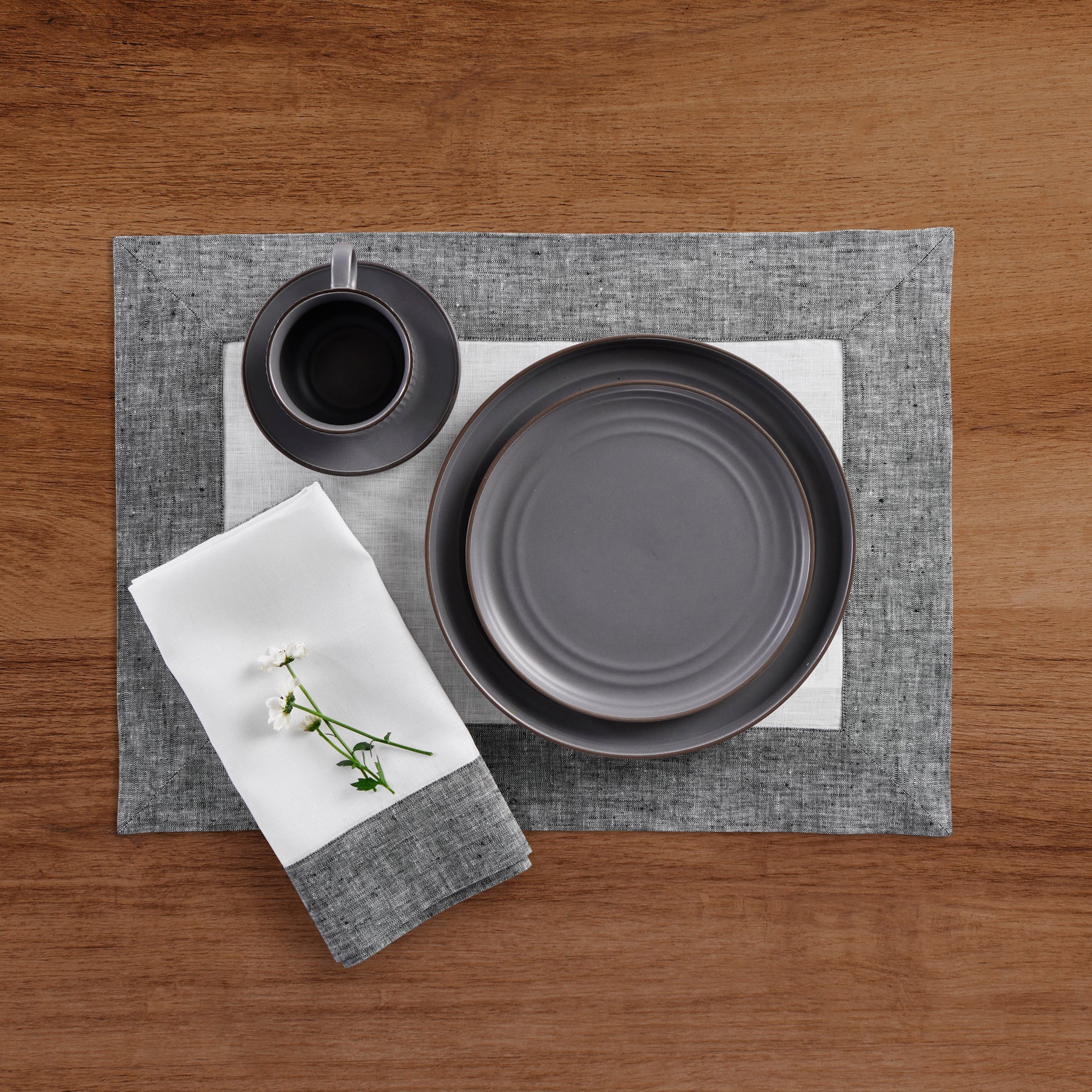 Stylish Contempo Placemats Set of 4 - Waterproof & Heat-Resistant Modern Table Mats for Dining Room, Kitchen, or Party Decor - Perfect for Everyday Use, Entertaining & Holiday Gatherings