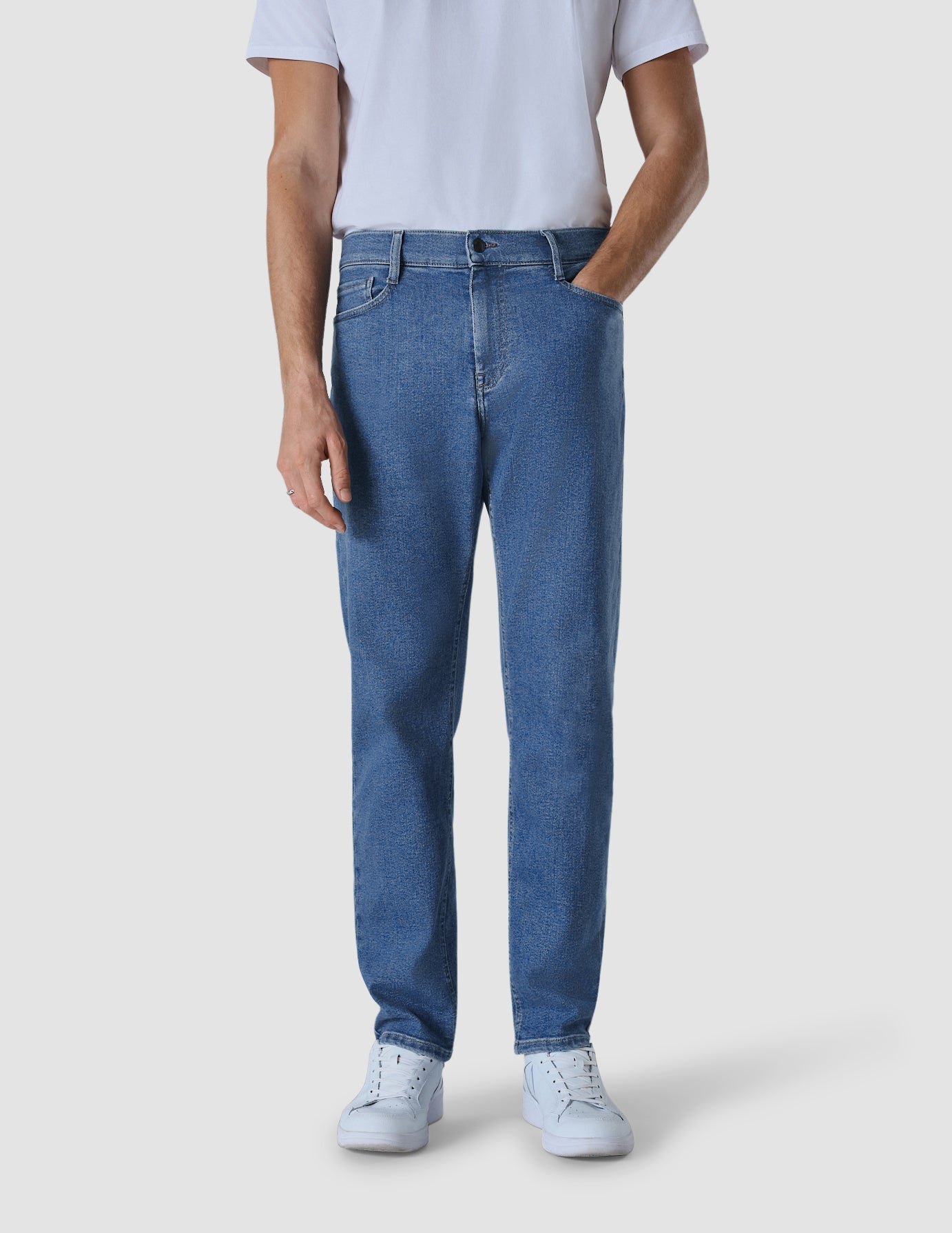Classic Regular Fit Light Blue Jeans for Men - Comfortable & Stylish Denim Pants for Casual Wear & Everyday Outfits