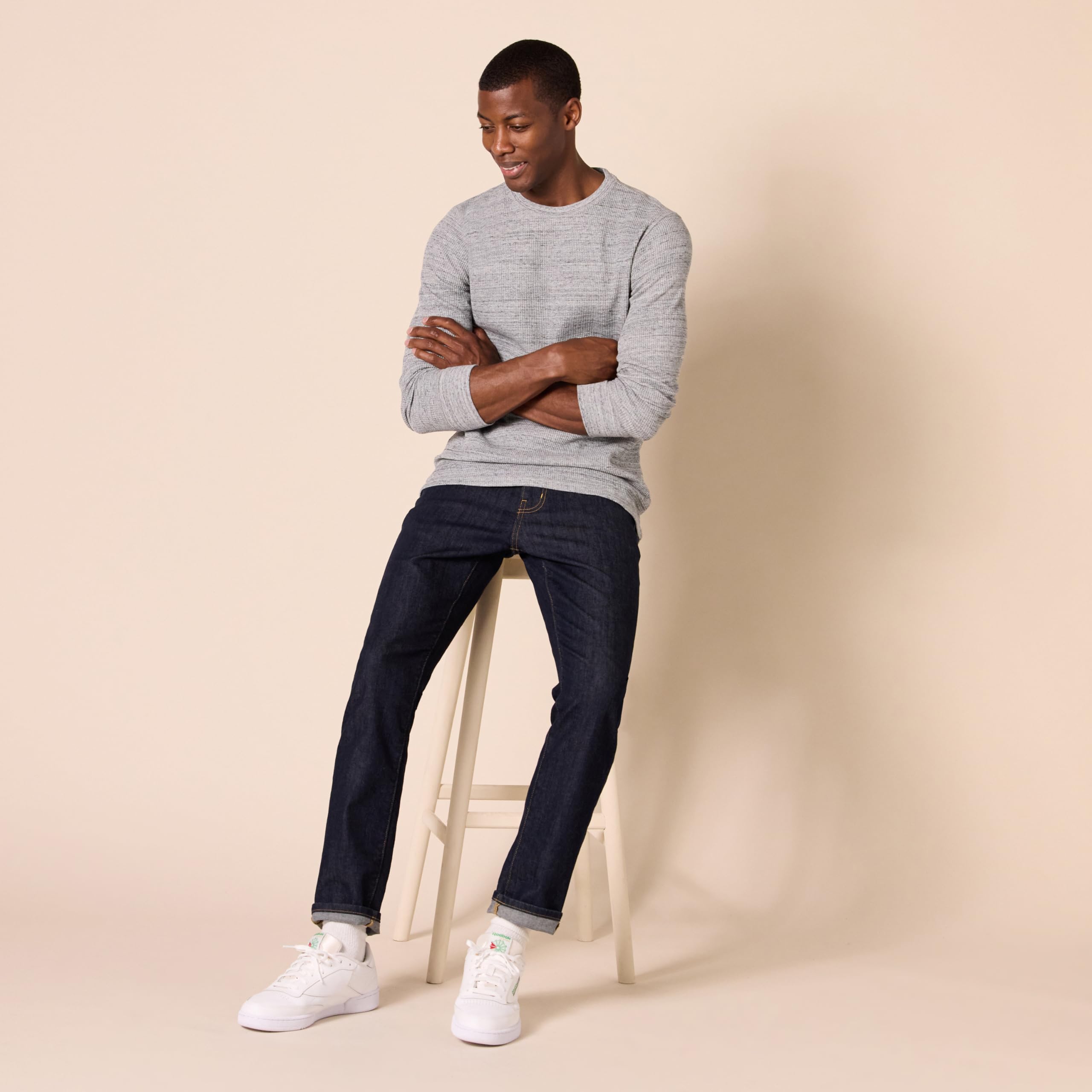 Amazon Essentials Men's Regular-Fit Long-Sleeve Waffle Henley Shirt - Comfortable Casual Wear for Work, Outdoor & Everyday Use