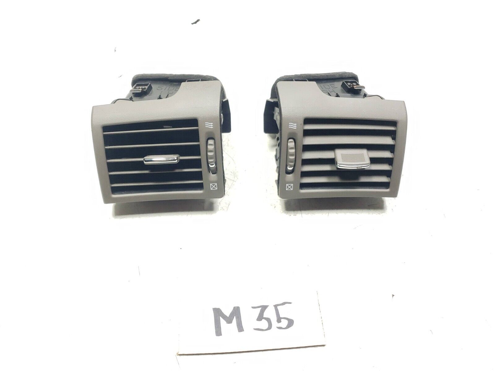 06 09 Infiniti M35 OEM Dash Air Vent Pair - Replacement for AC Vents - Perfect for Car Interior Repair & Upgrade