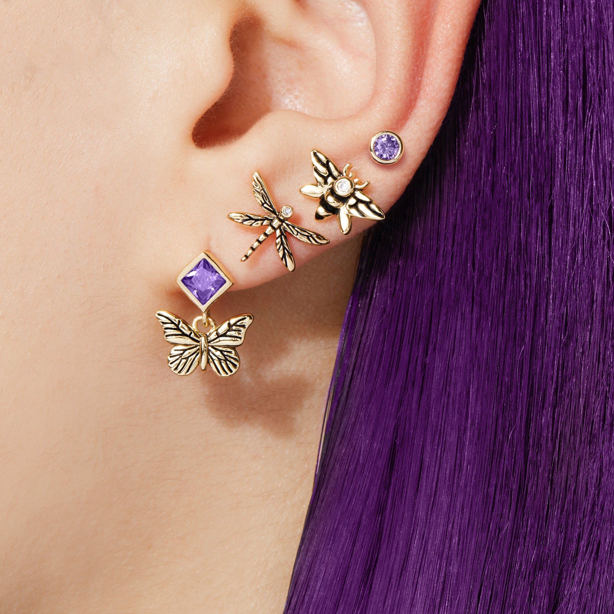 Bee Stud Earrings for Women - Dainty Gold Bee Jewelry - Cute Honeycomb Earrings for Everyday Wear & Gift Giving