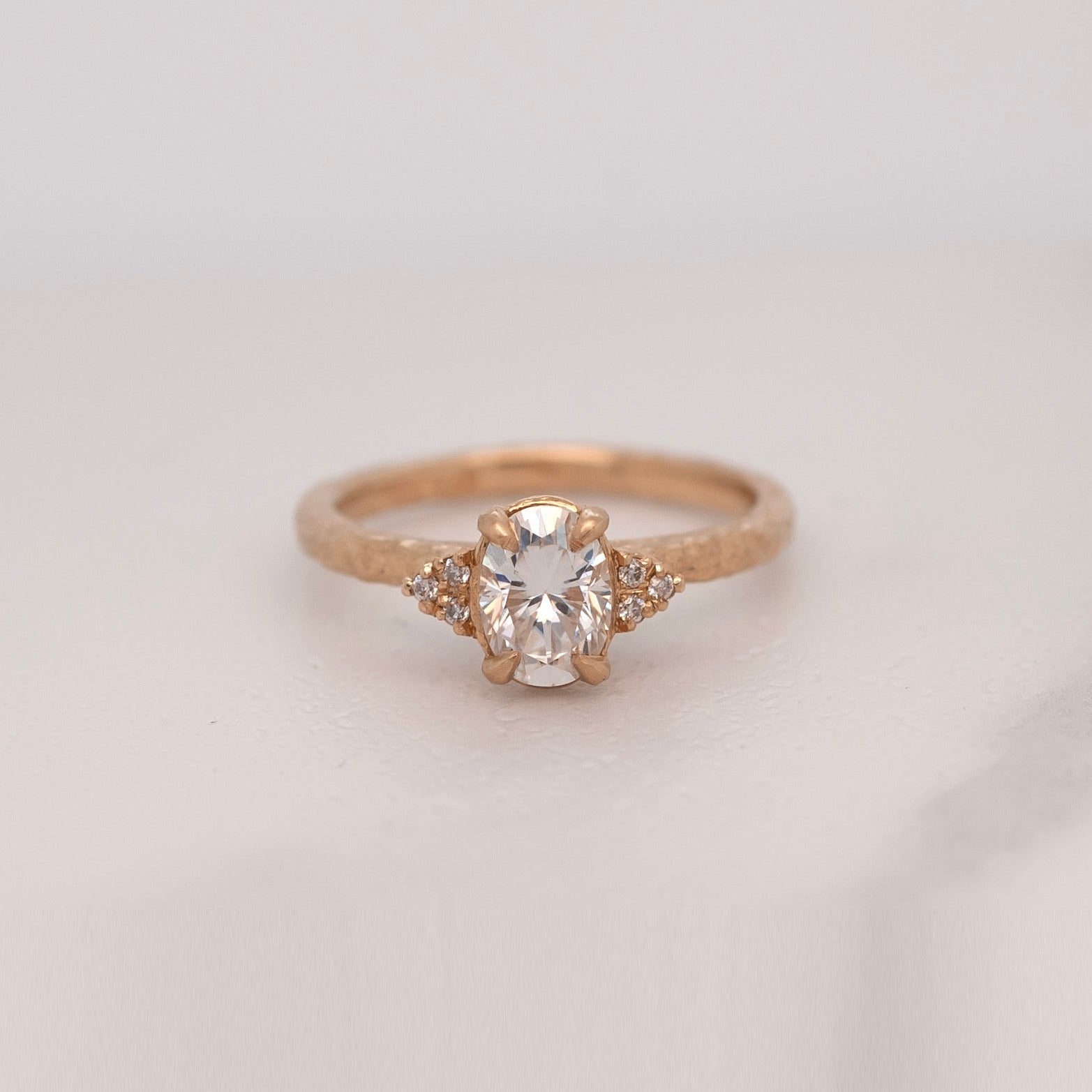 Eloise Gold & Moissanite Ring - Elegant 14K Gold Moissanite Engagement Ring for Women | Perfect for Weddings, Anniversaries & Special Occasions